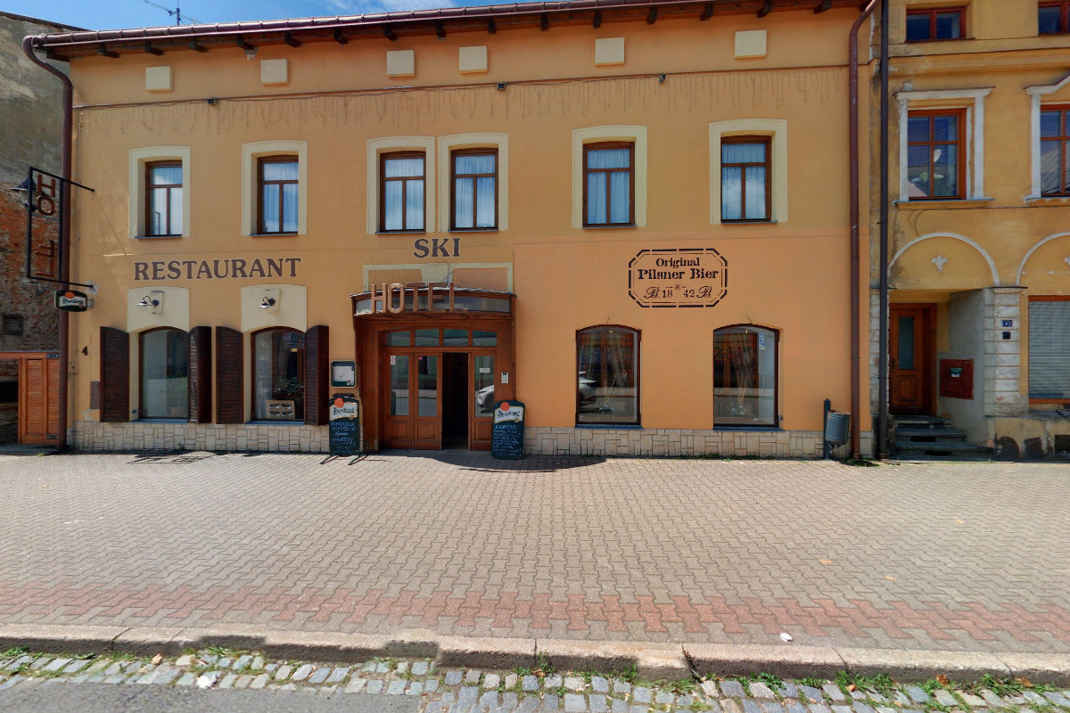 Restaurace SKI HOTEL foto 4