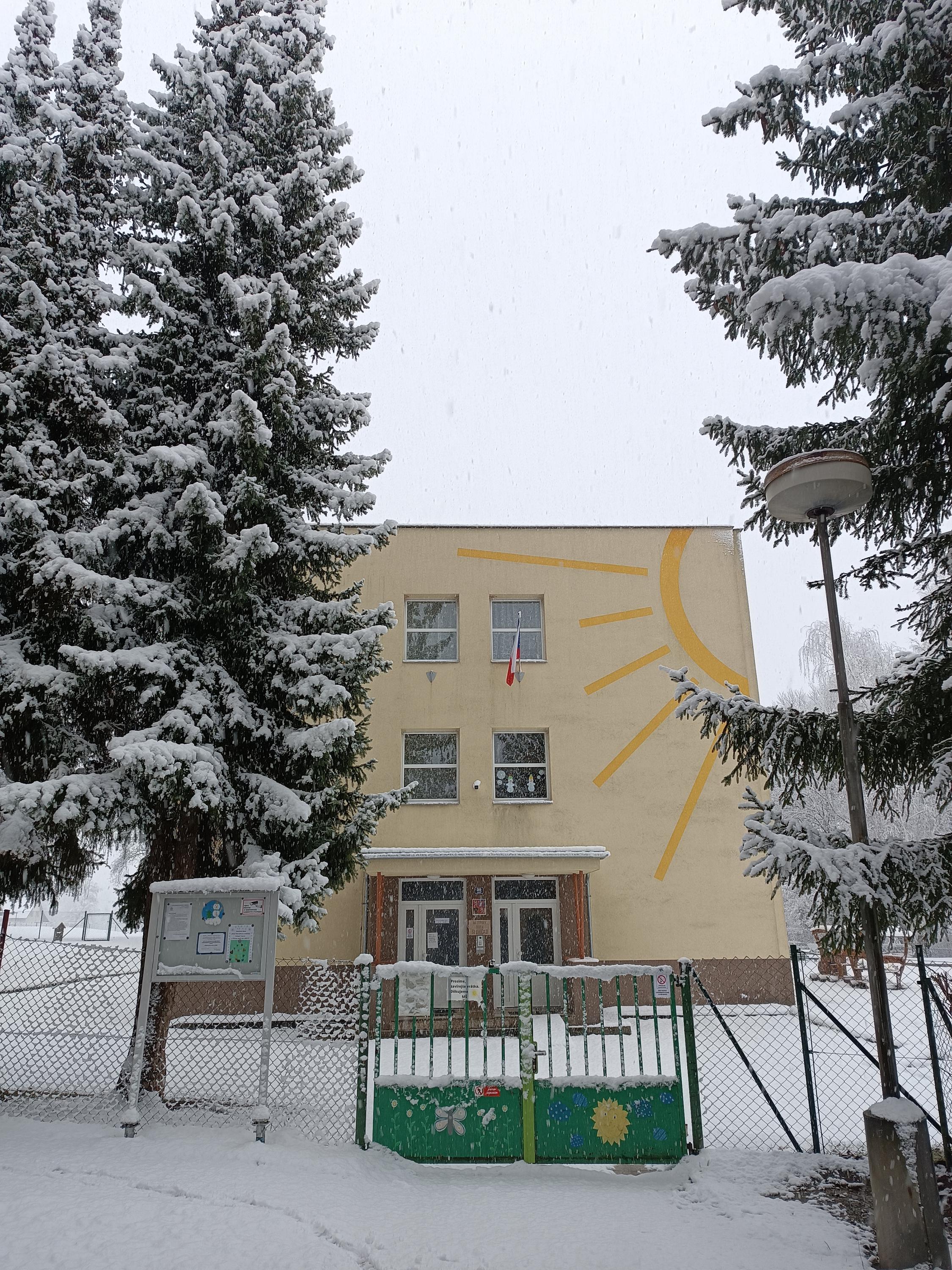 Masarykova ZŠ a MŠ Železnice foto 3