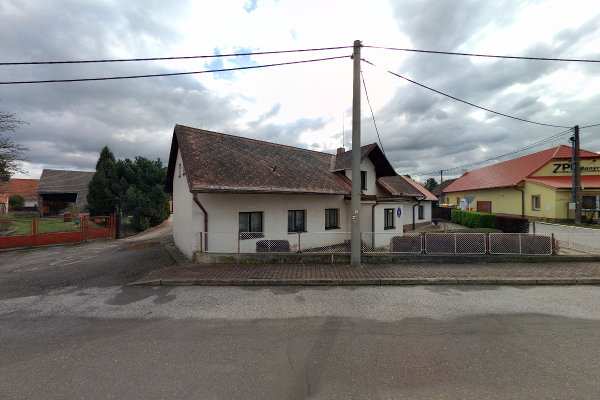 Podhradí - úřad městyse