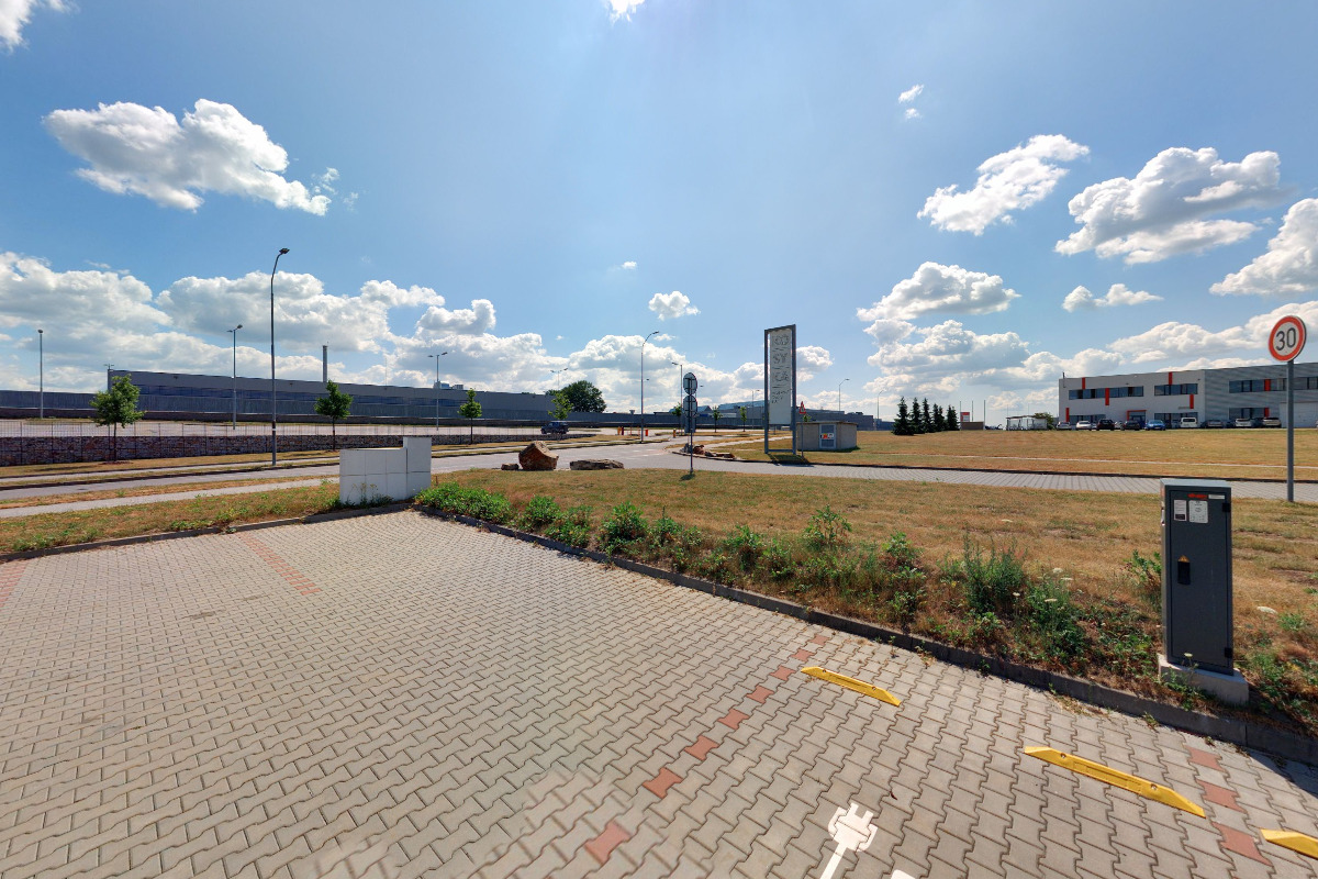 Dobíjecí stanice E.ON foto 1