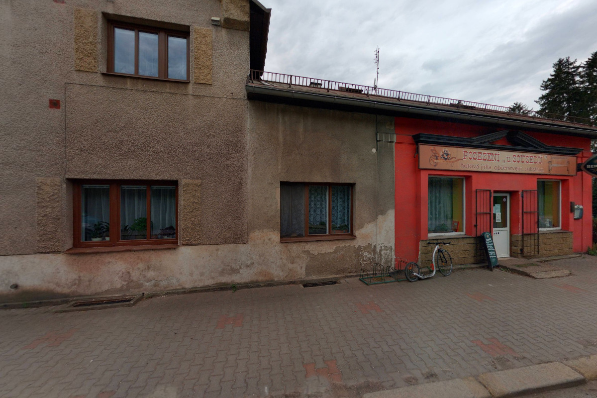 Posezení u Sousedů