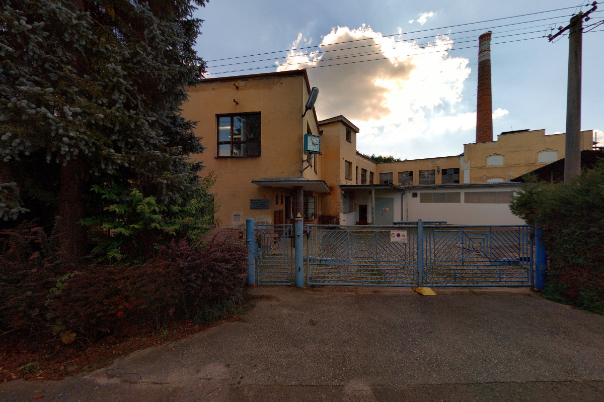 Holzbecher barevna a bělidlo Zlíč, spol. s r.o.