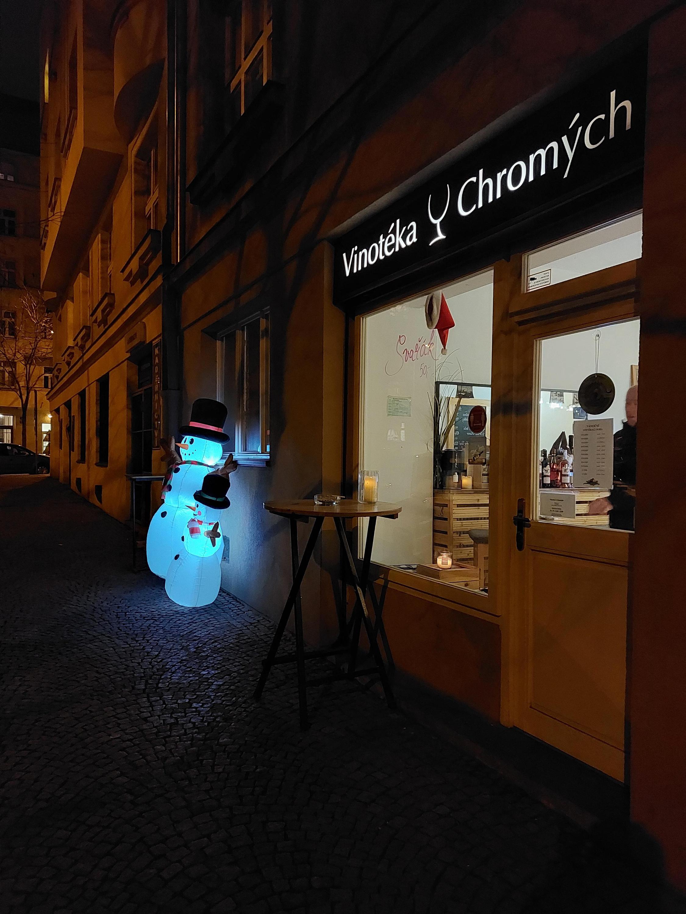Vinotéka U Chromých foto 2