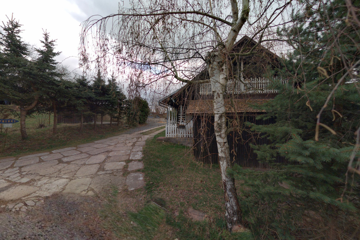 Chaloupka v Českém Ráji