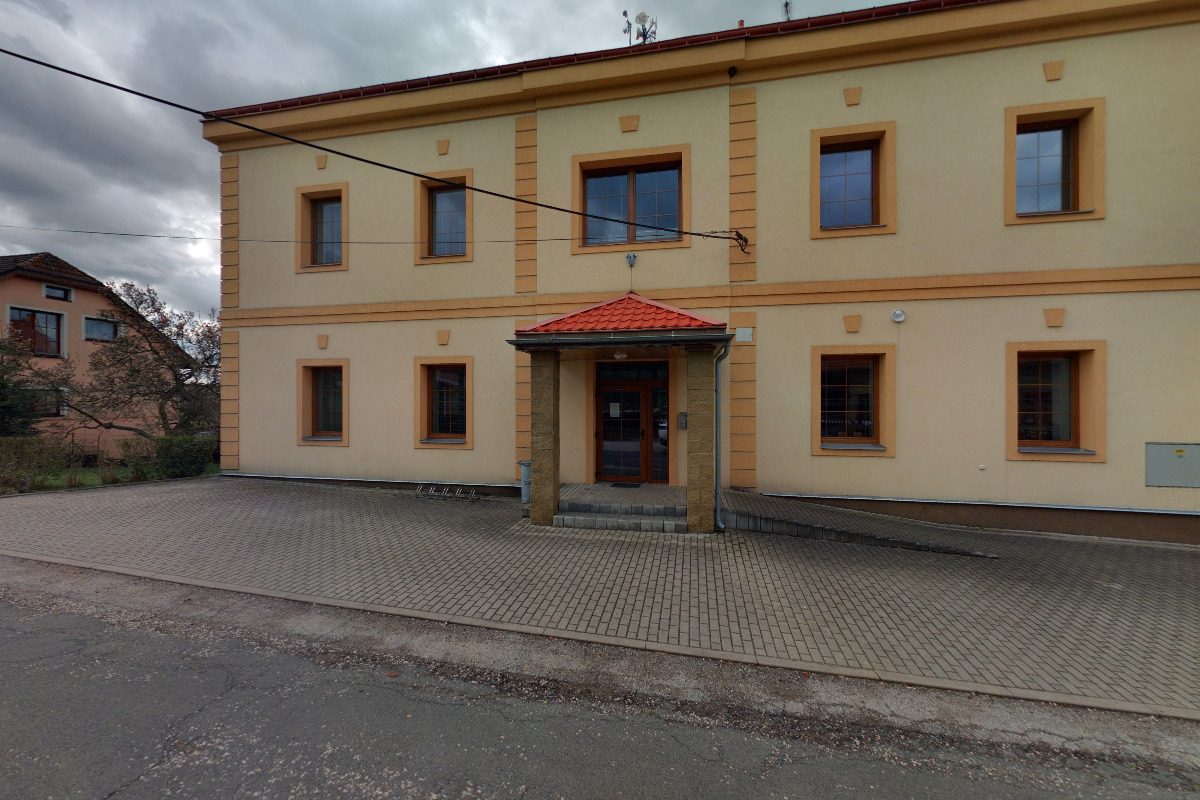 Dřevěnice - obecní úřad foto 2