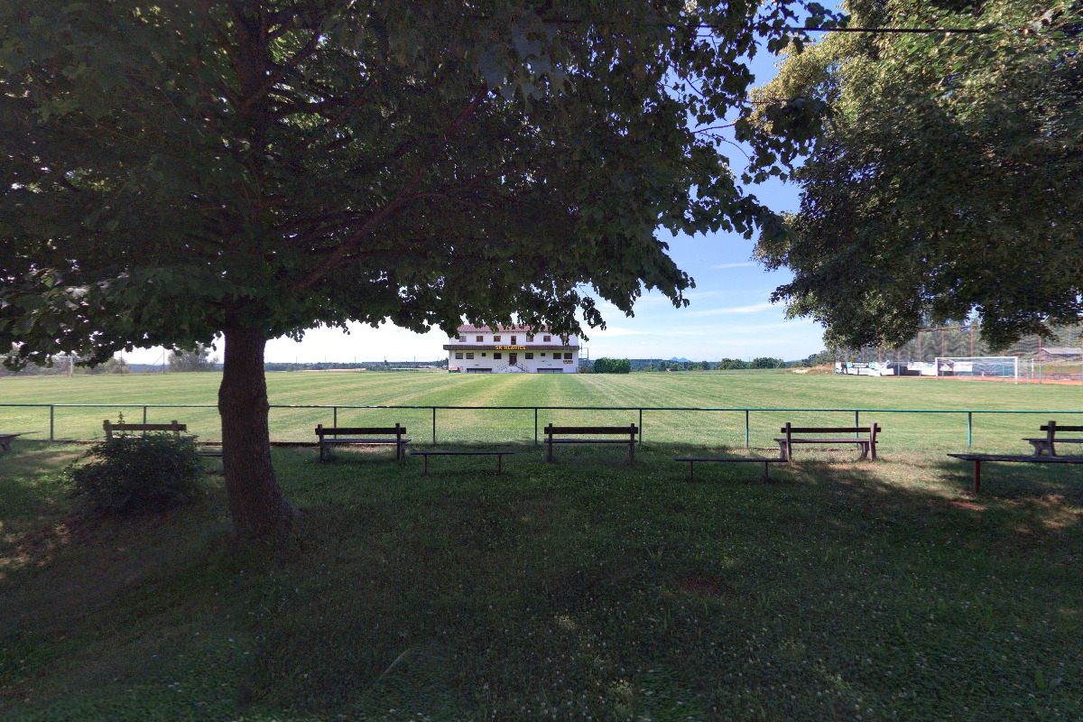 Sportovní areál SK Hlavice foto 3