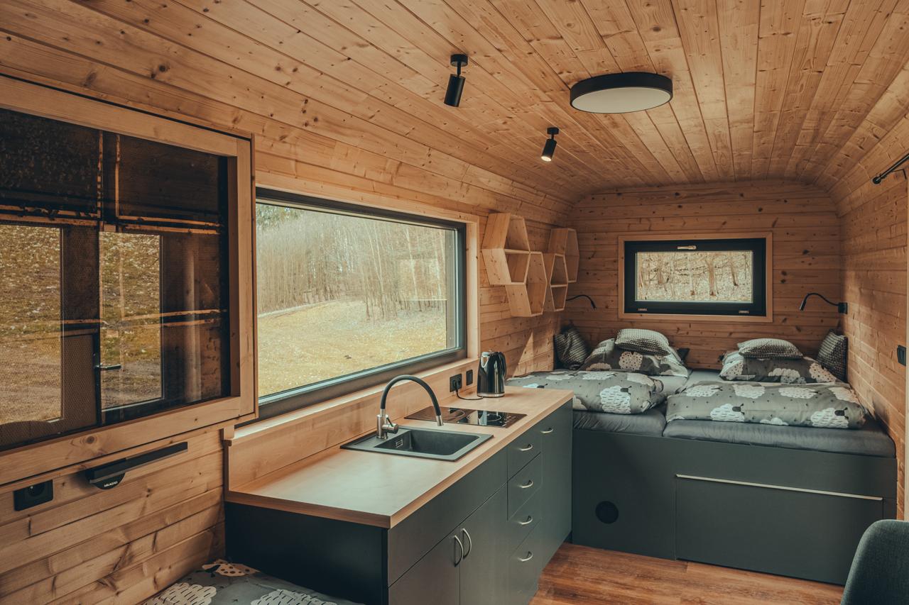 Císařský medový glamping foto 6