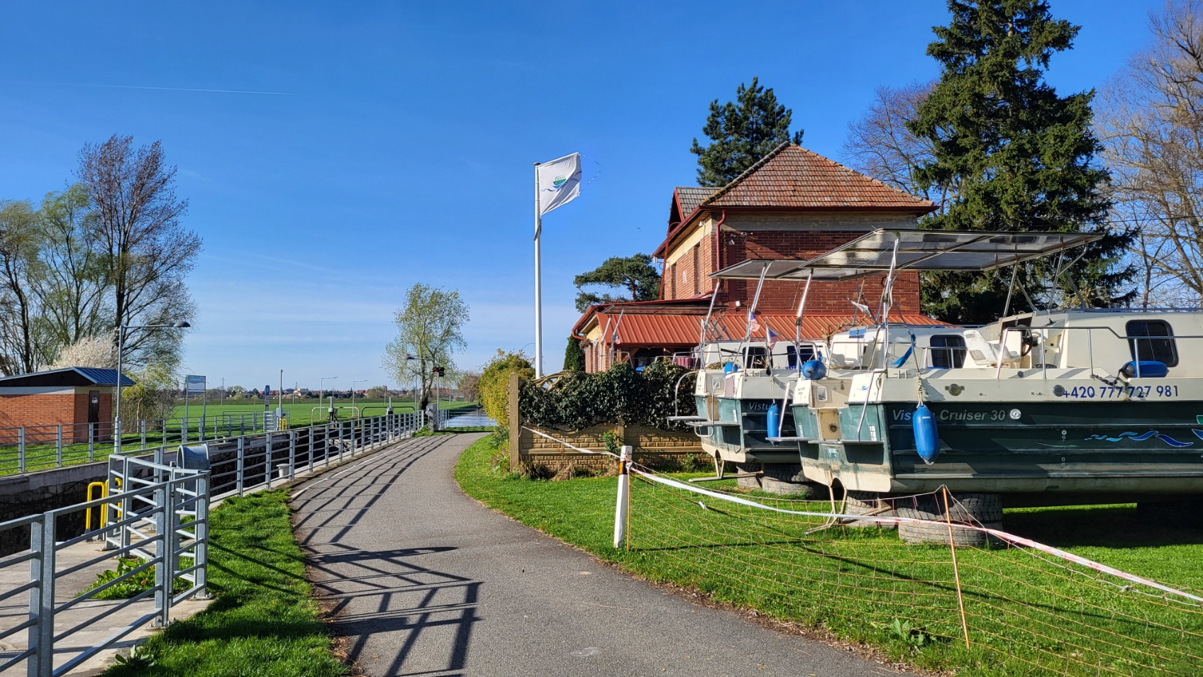 Plavební komora Huštěnovice foto 5