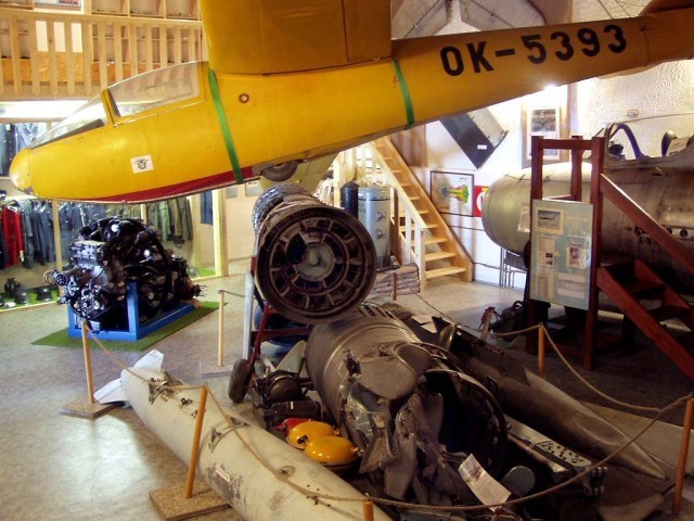 Letecké muzeum Deštná