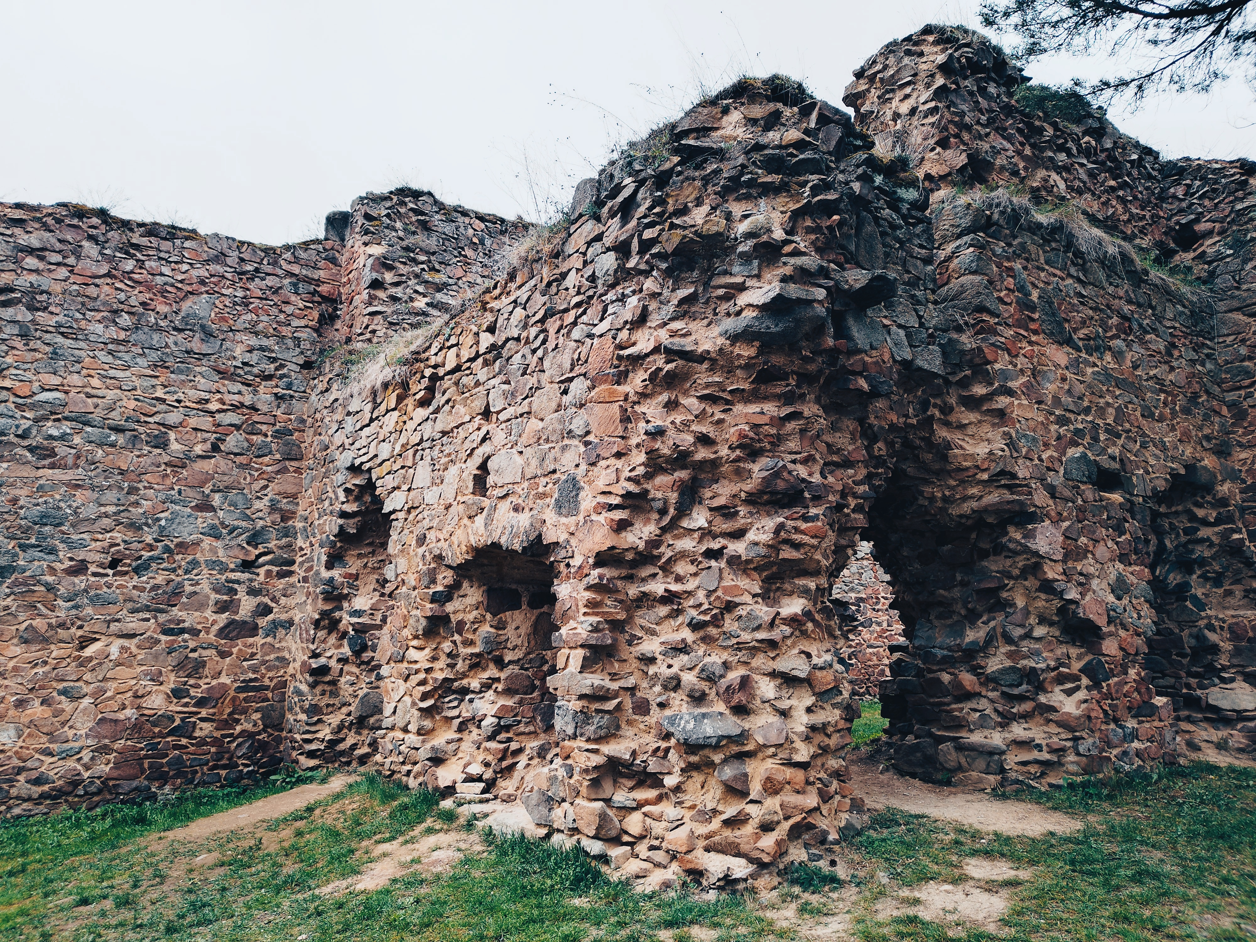 Zřícenina hradu Kamýk foto 6