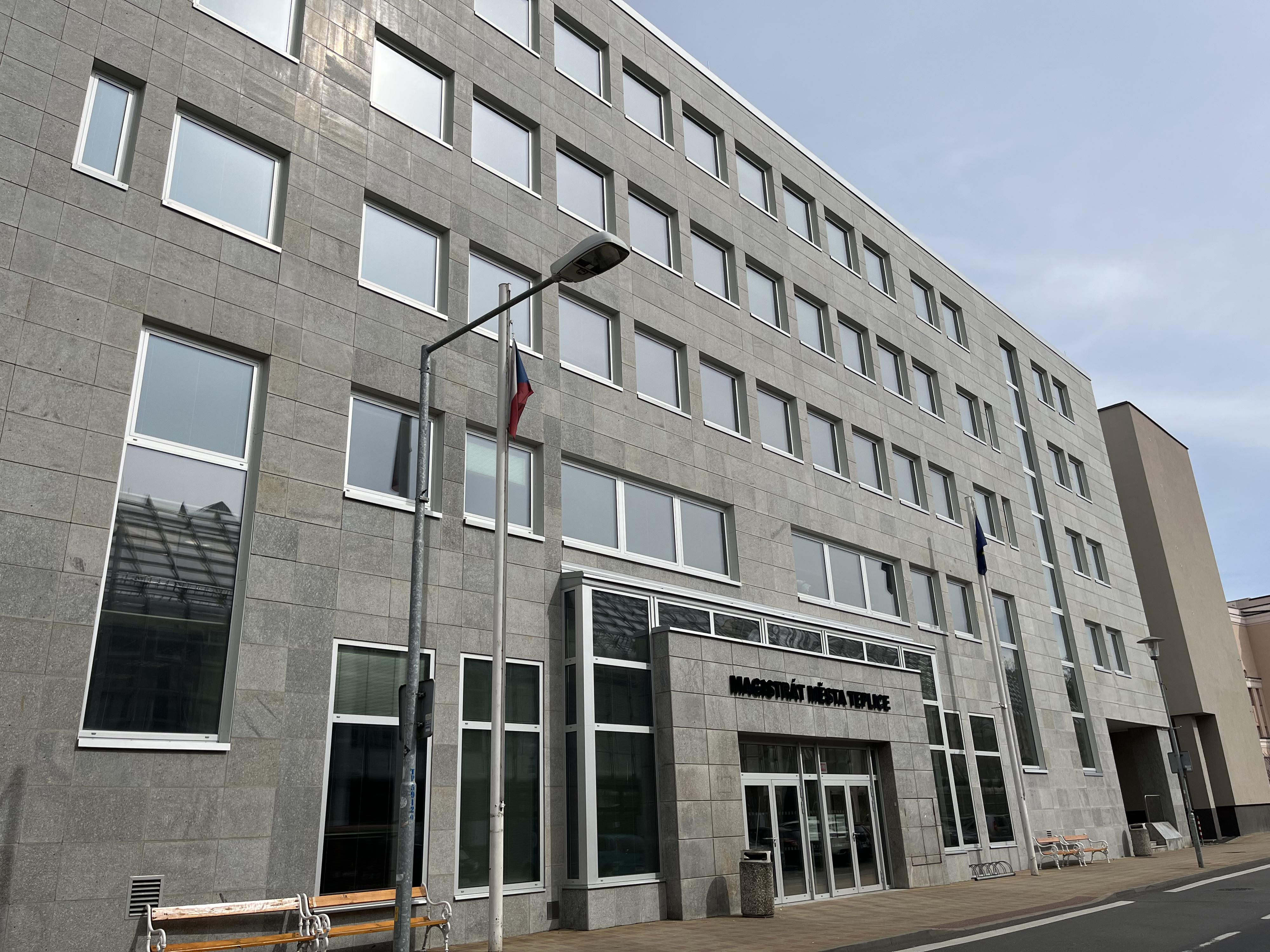 Magistrát města Teplice - Živnostenský úřad foto 2