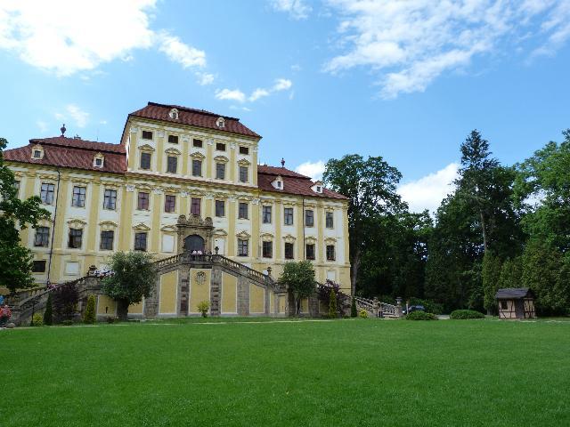 Zámek Červený Hrádek foto 4