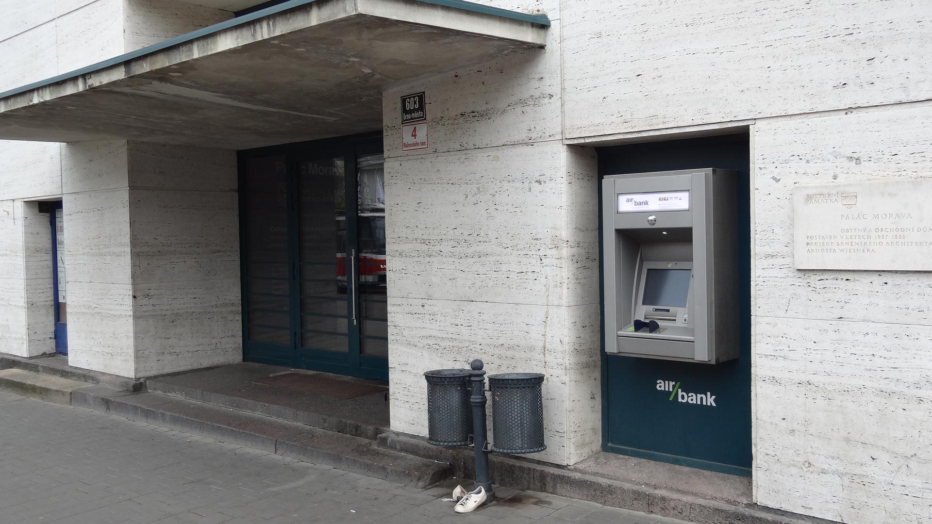 Bankomat Air Bank foto 2