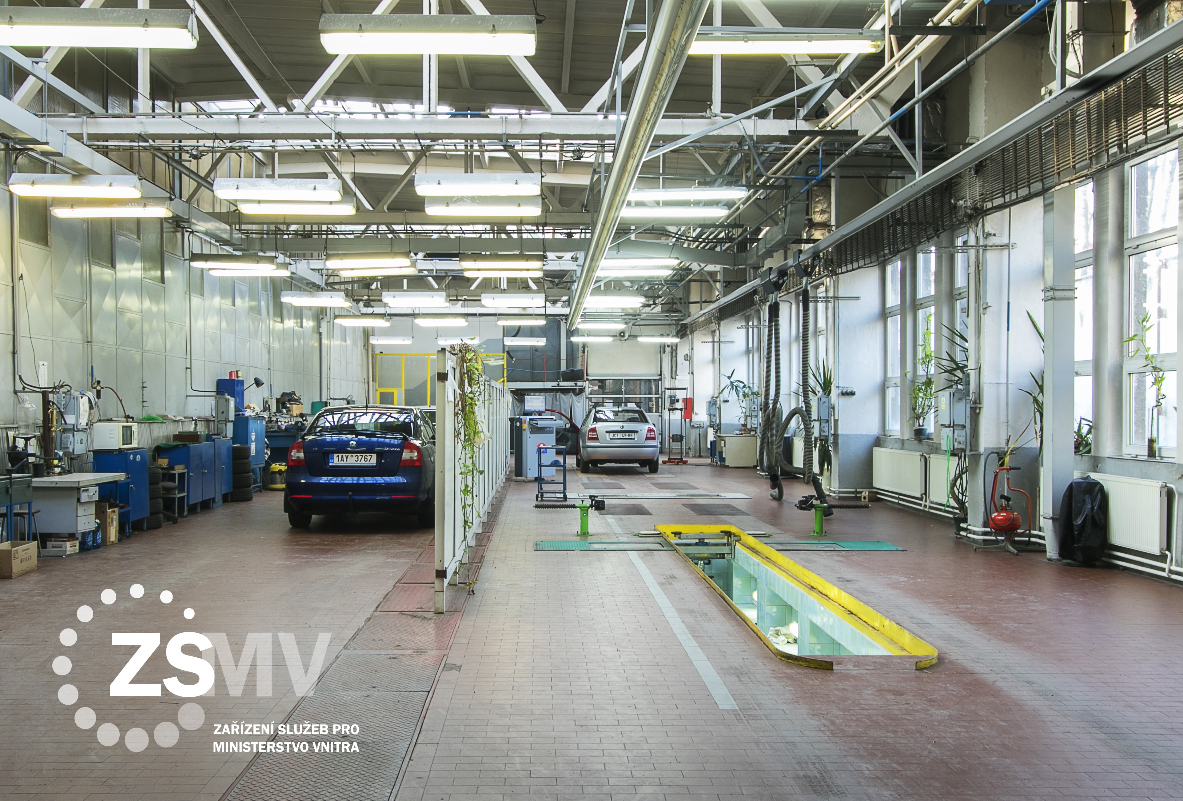 Autodoprava, STK - Zařízení služeb pro Ministerstvo vnitra foto 3