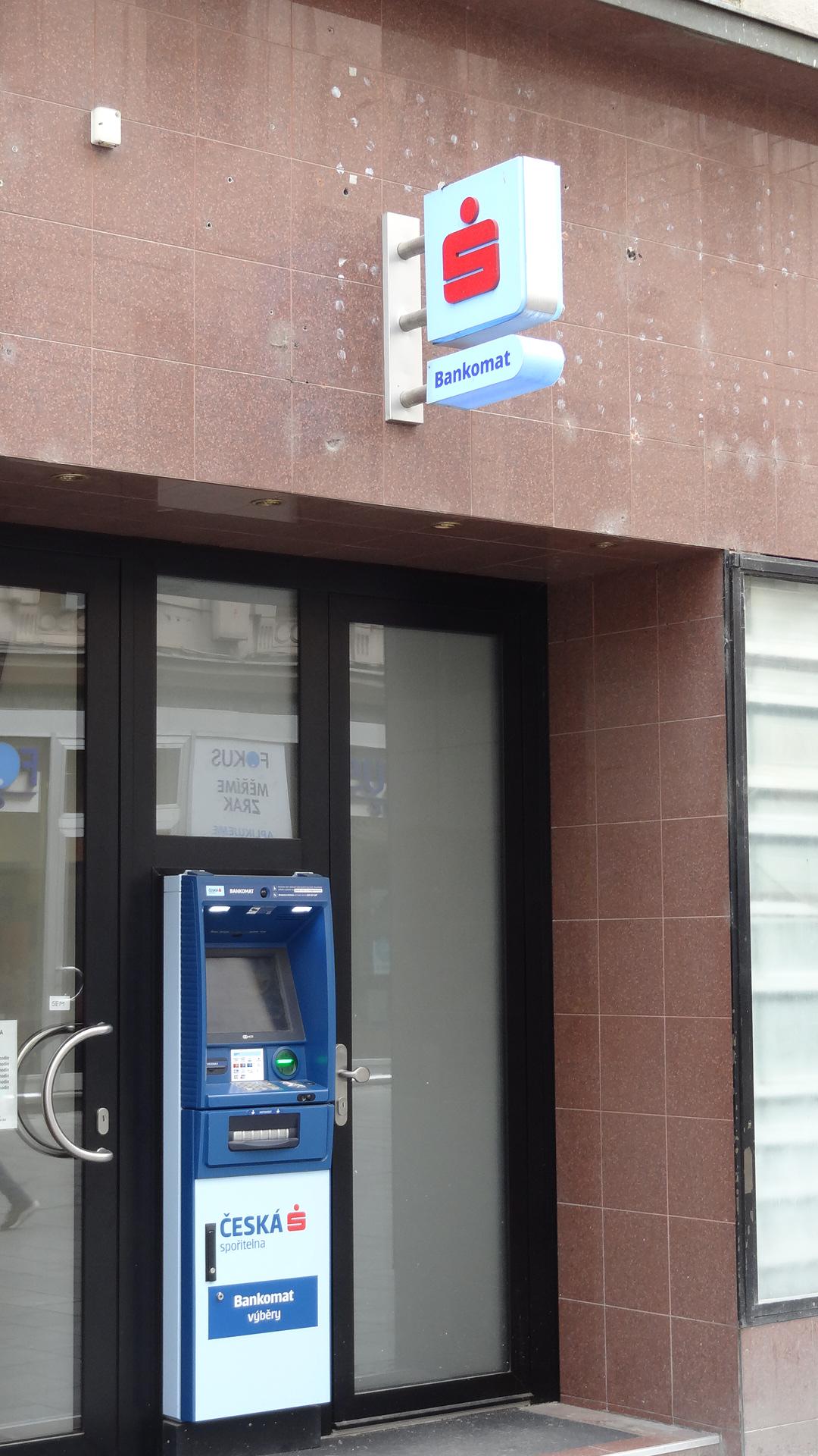 Bankomat České spořitelny foto 2