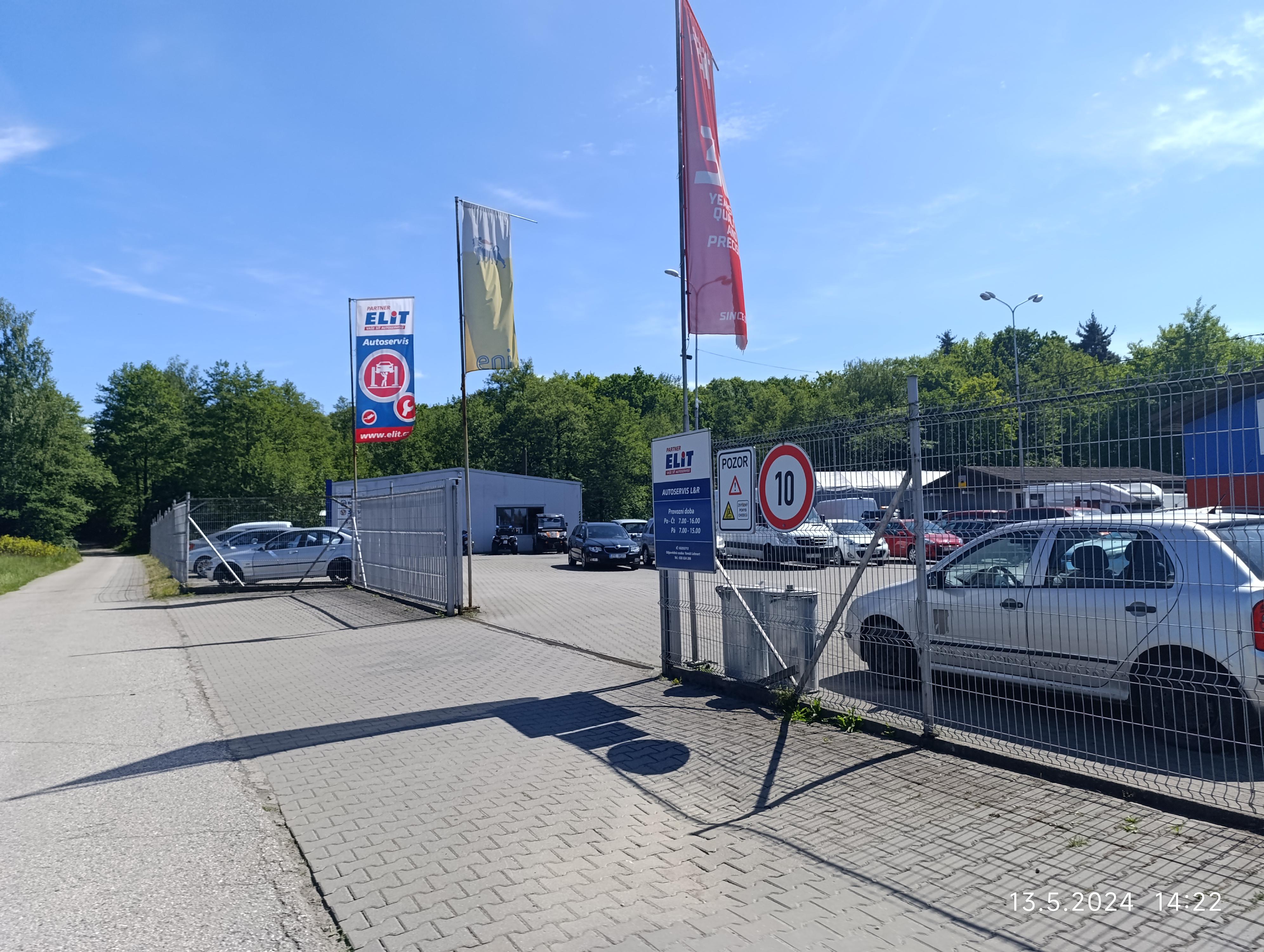 LR Autoservis foto 2