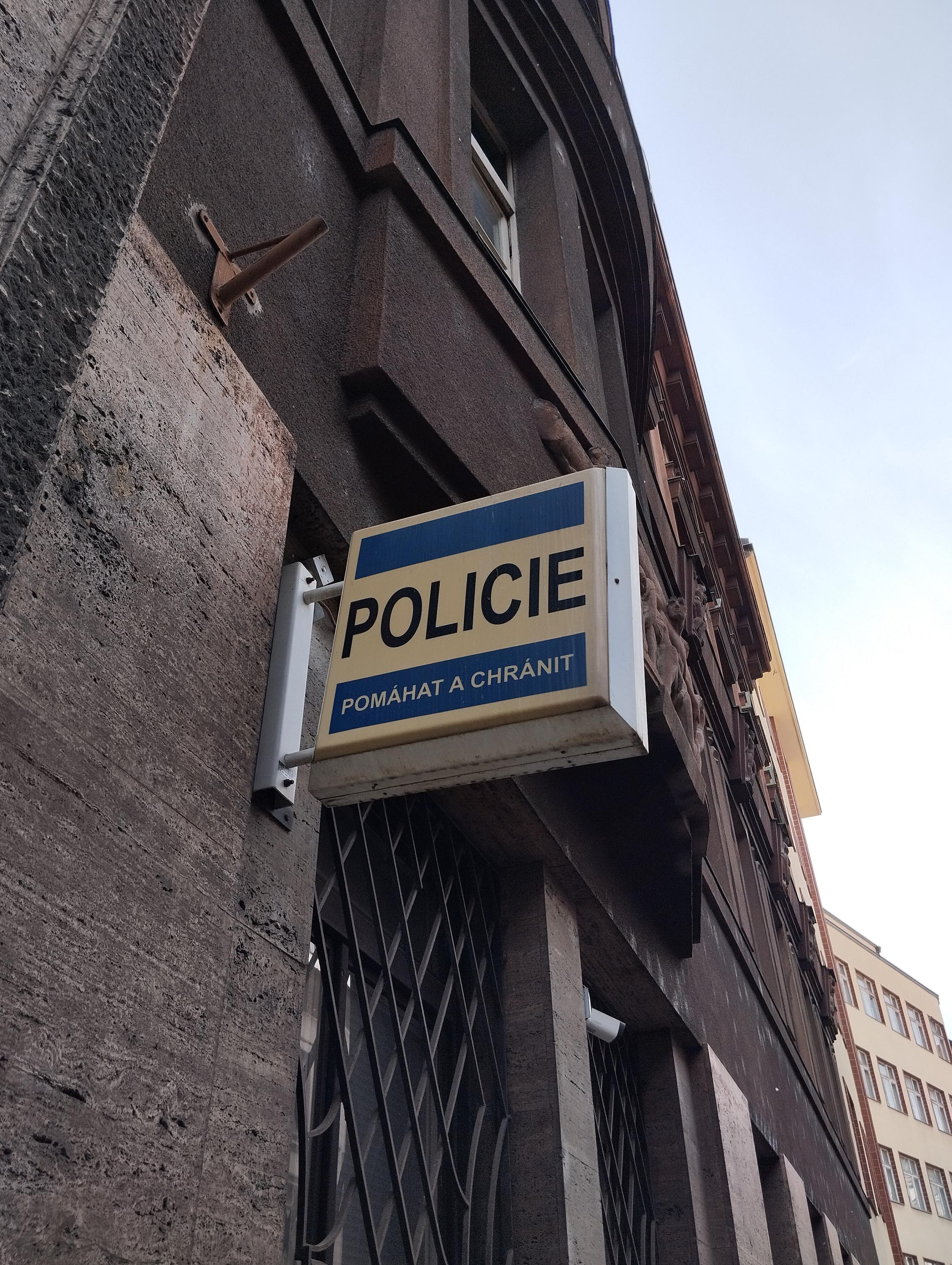 Policie ČR - Místní oddělení Bartolomějská foto 5