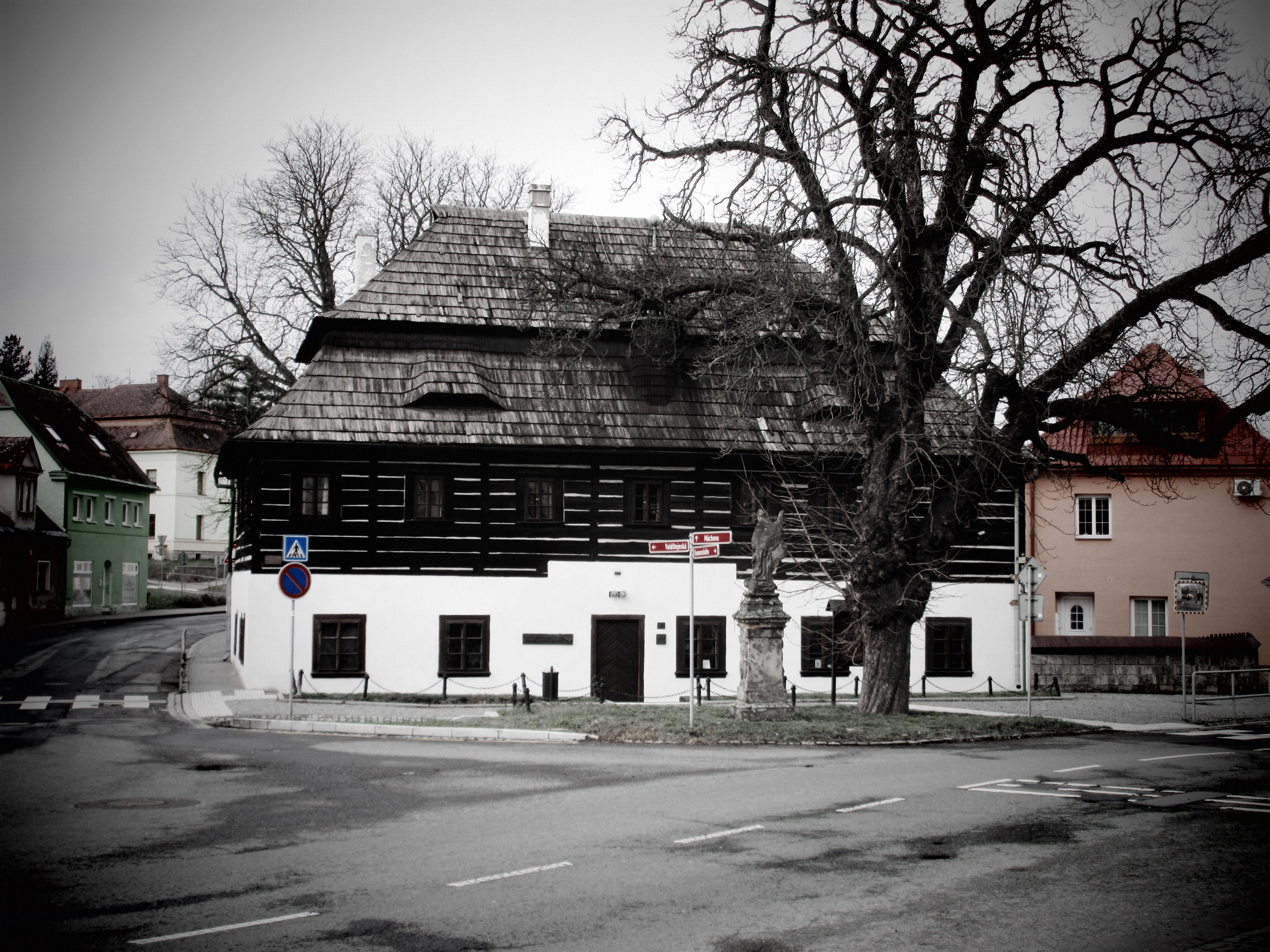 Památník Karla Hynka Máchy foto 3
