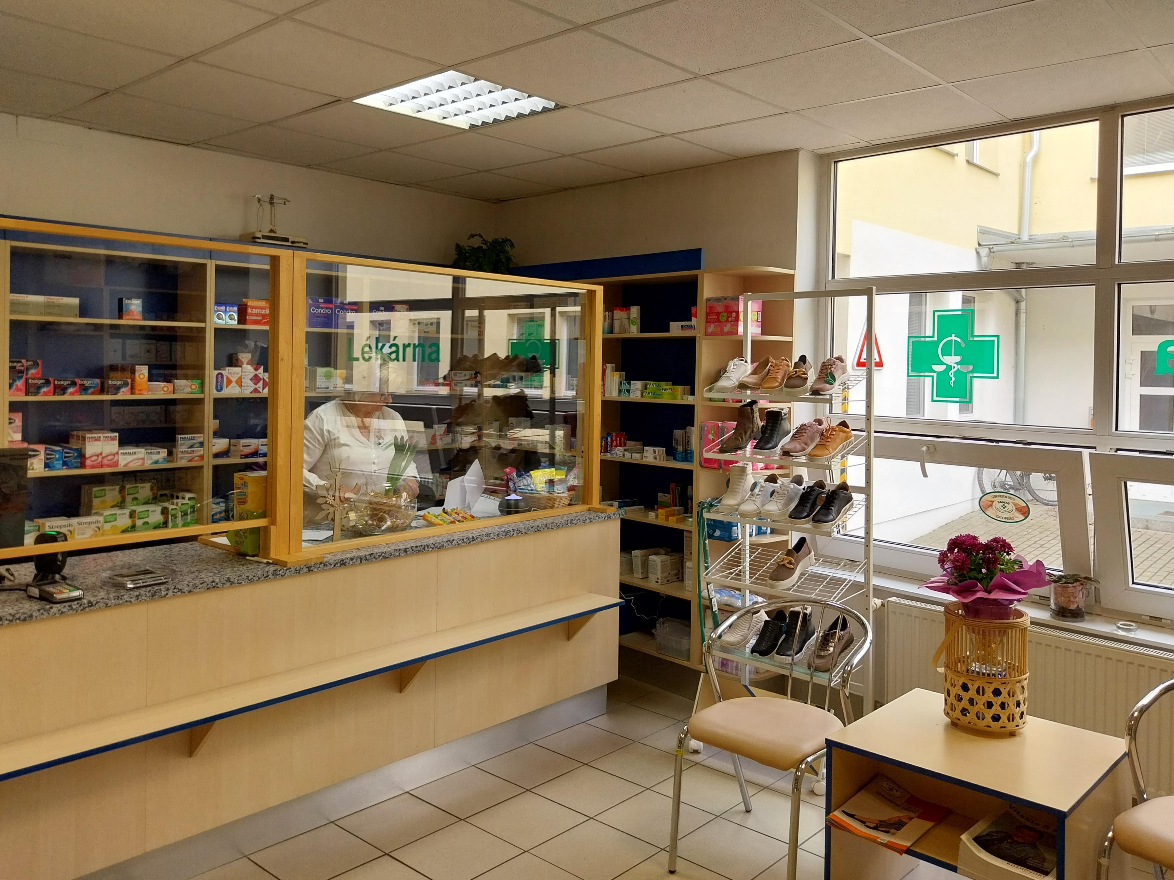 Lékárna Mostiště foto 3