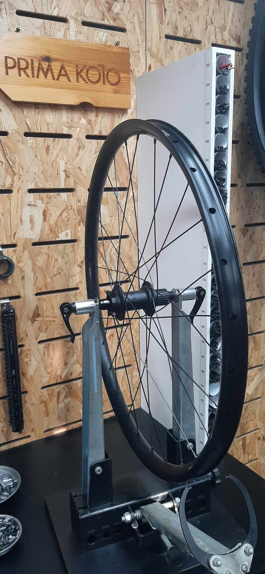 PRIMA KOLO