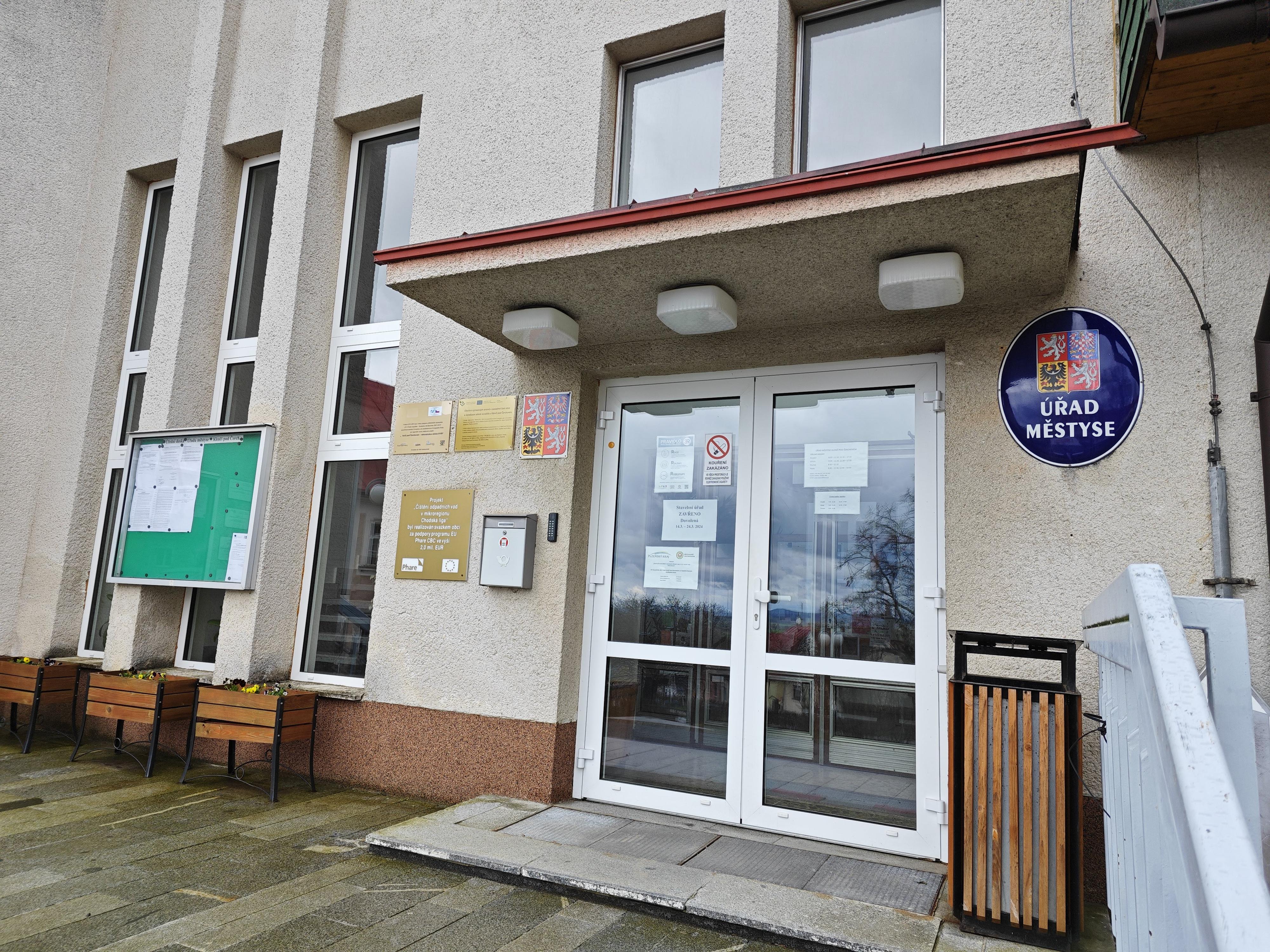 Klenčí pod Čerchovem - úřad městyse foto 2