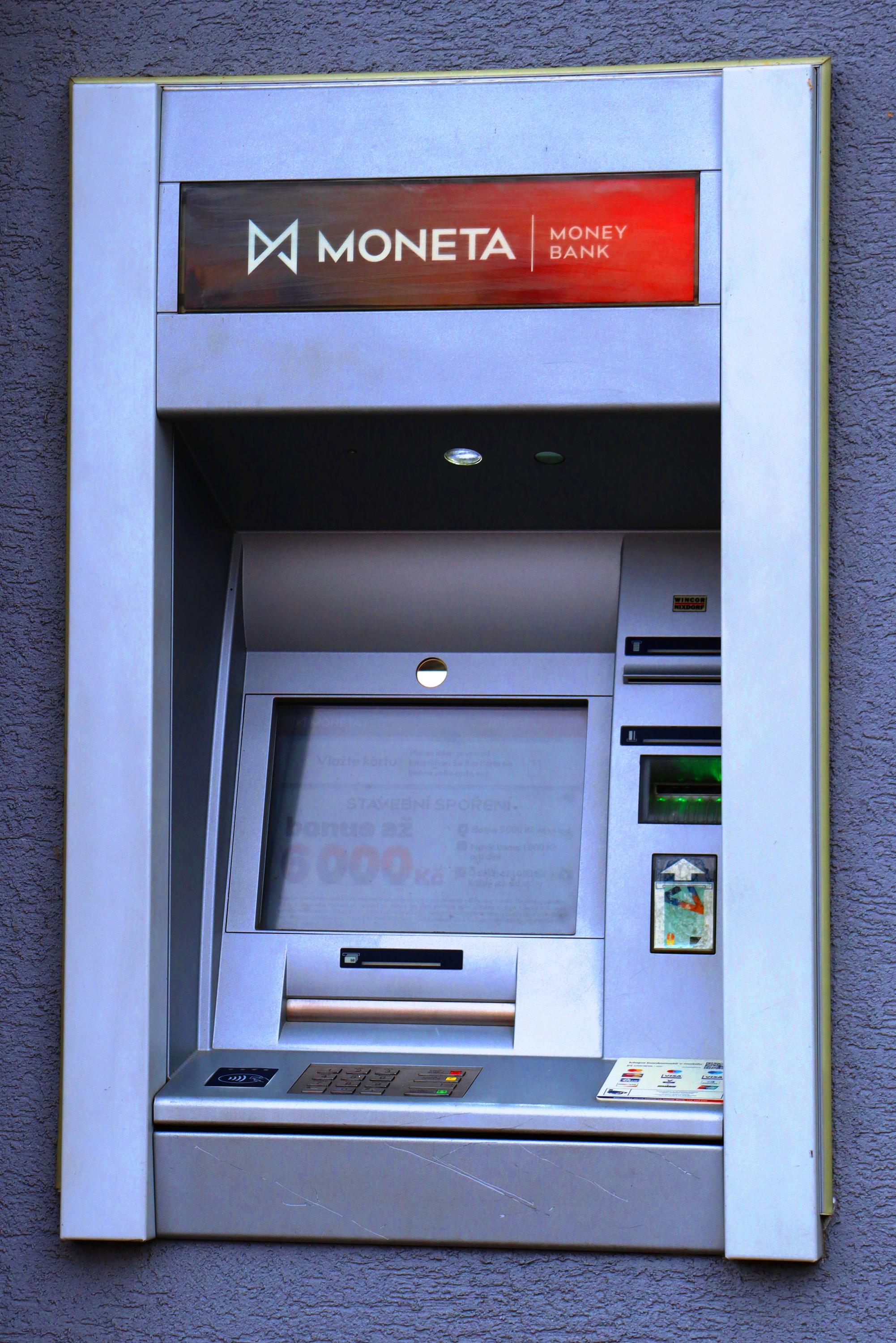 Bankomat MONETA Money Bank foto 3