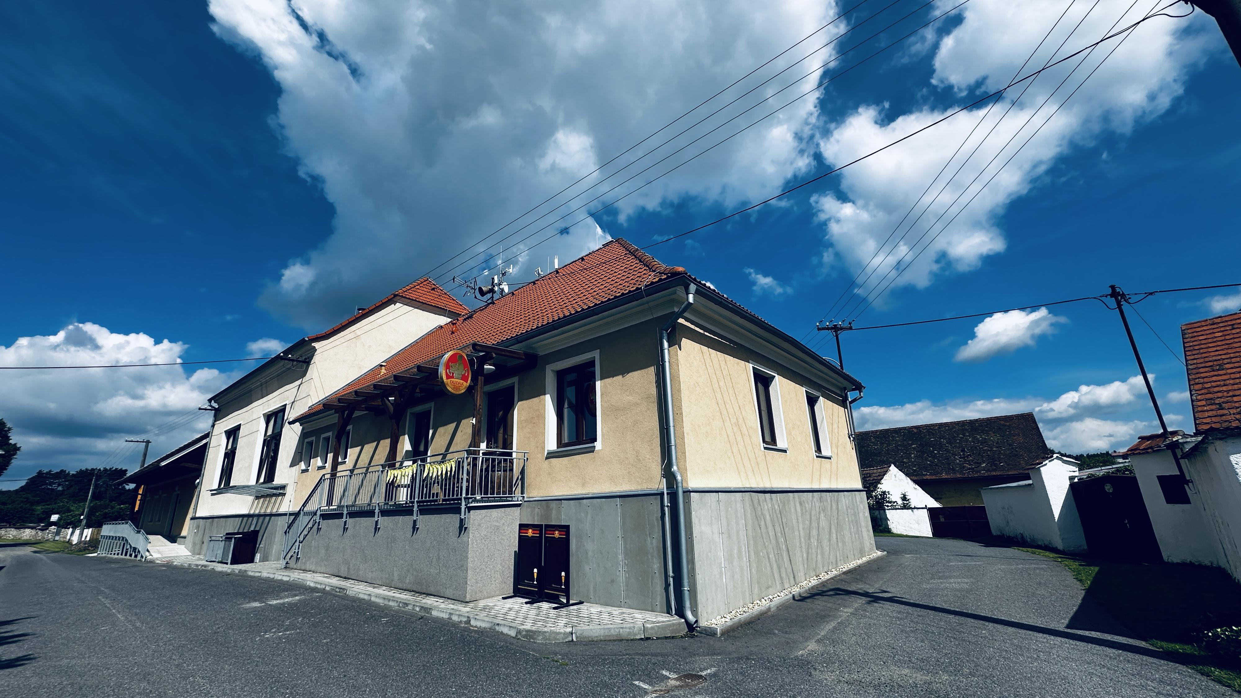 Místní knihovna Třebomyslice foto 2