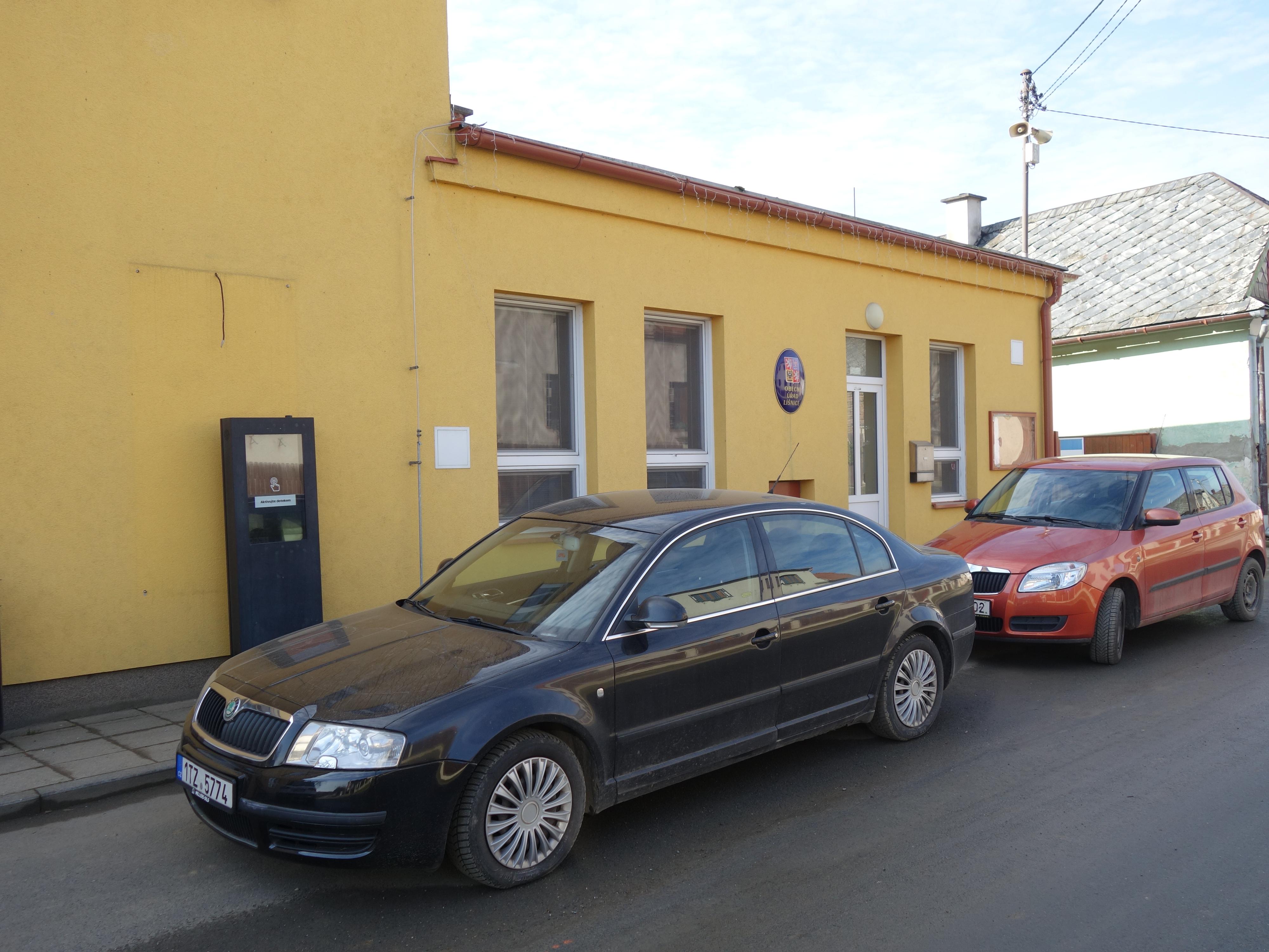 Líšnice – obecní úřad foto 2
