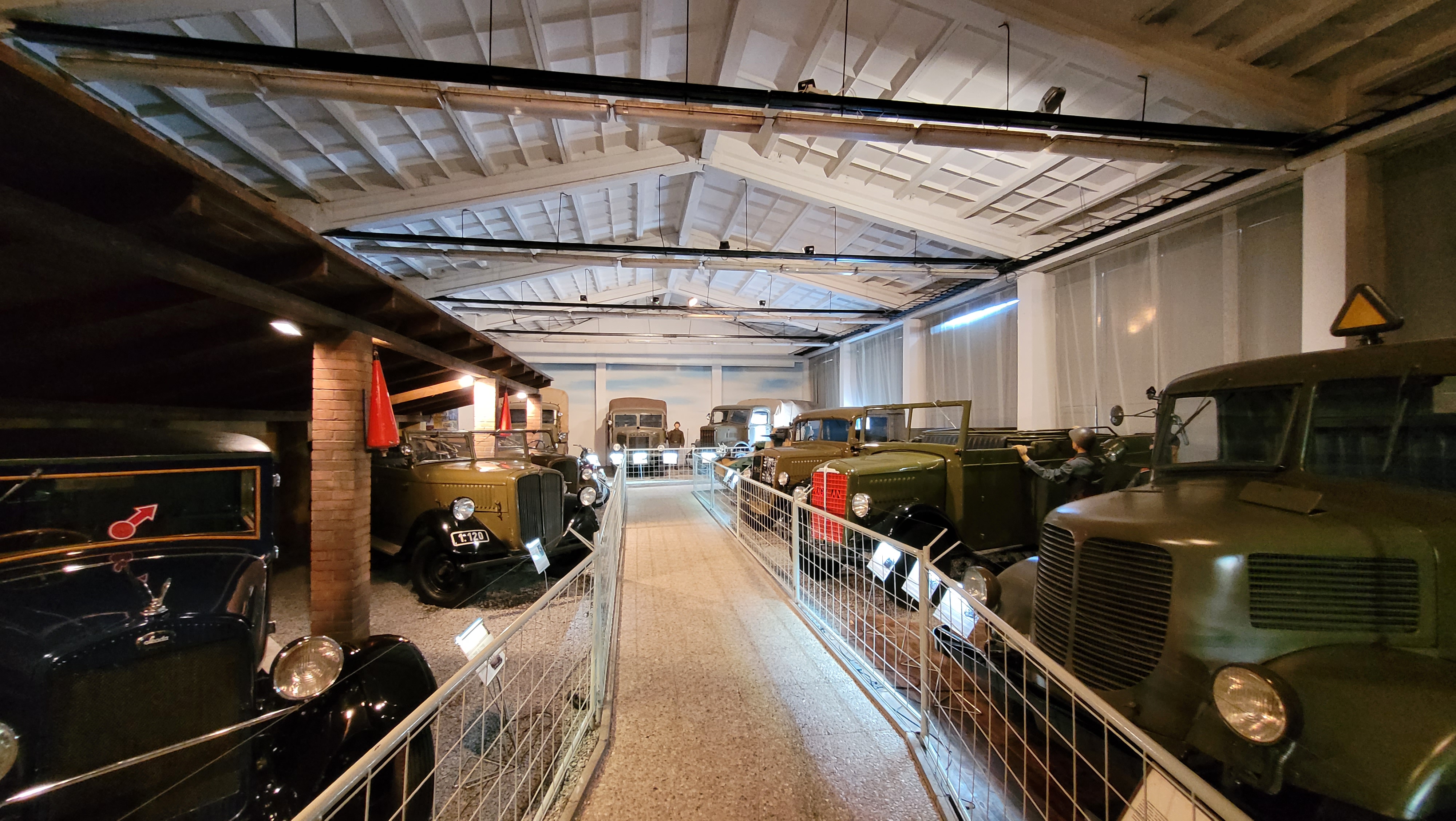 Vojenské technické muzeum Lešany foto 5