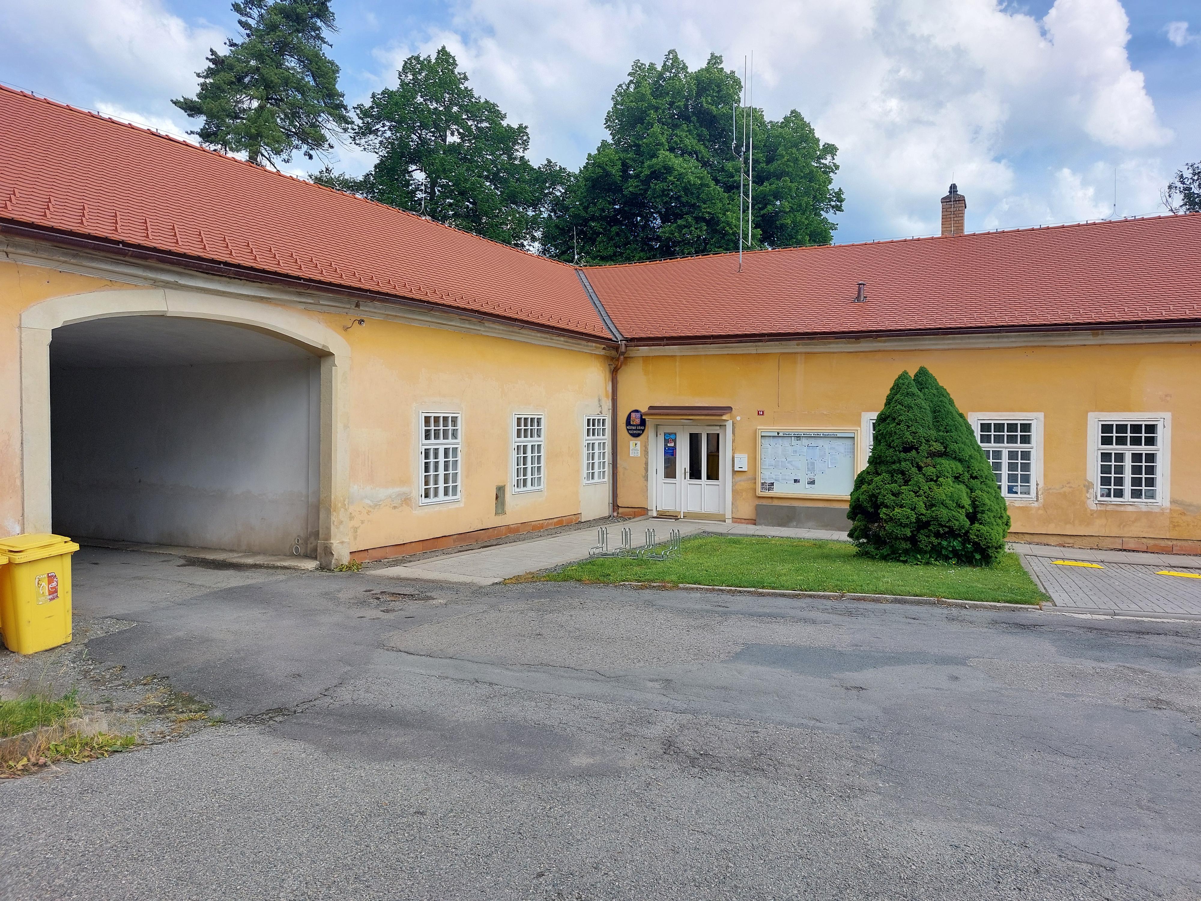 Velké Opatovice - městský úřad