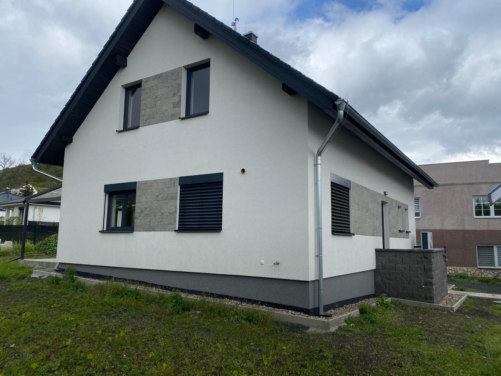 GiRo - Stavby foto 4