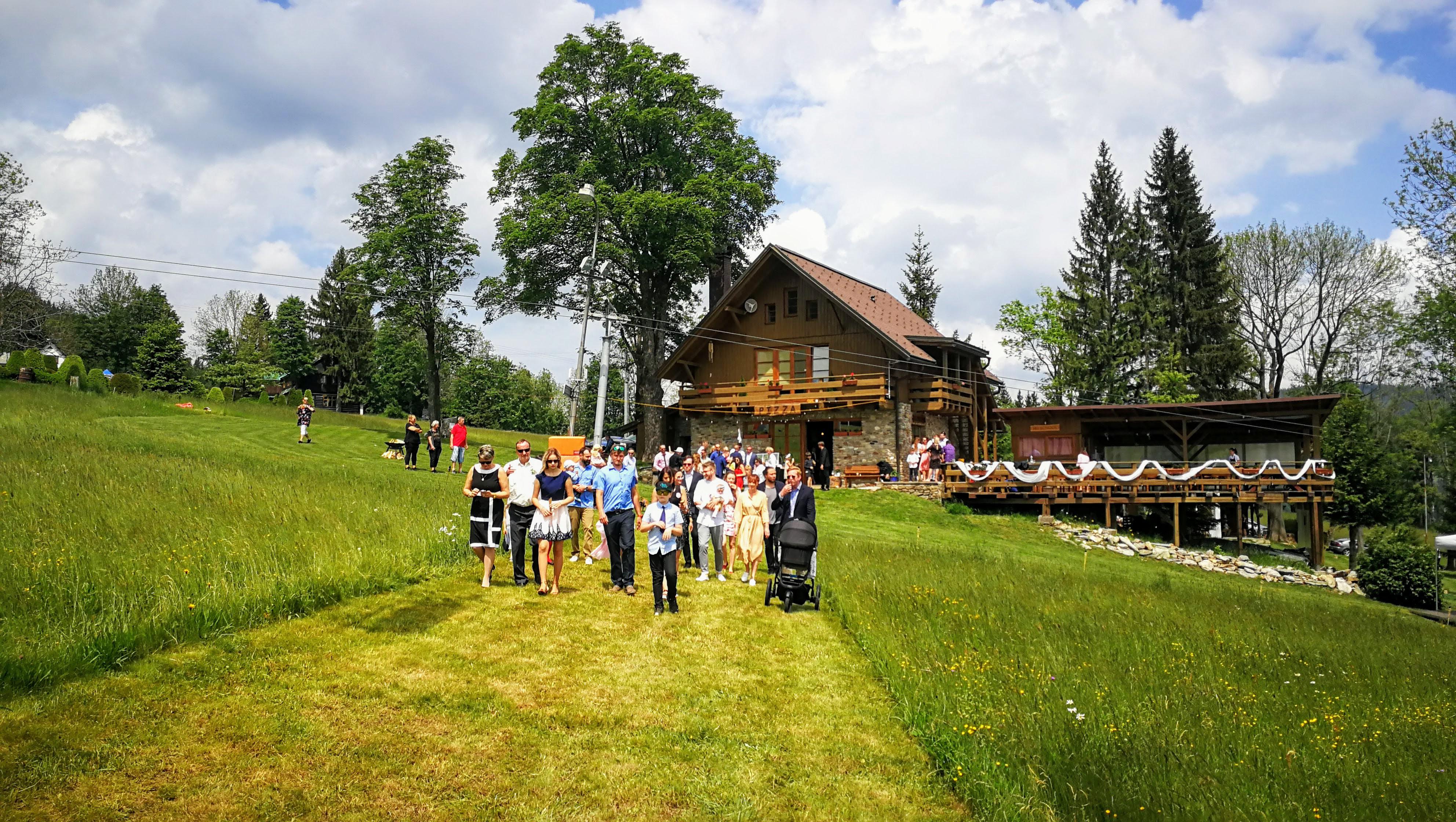 Restaurace - Chata u Zmrzlýho foto 3