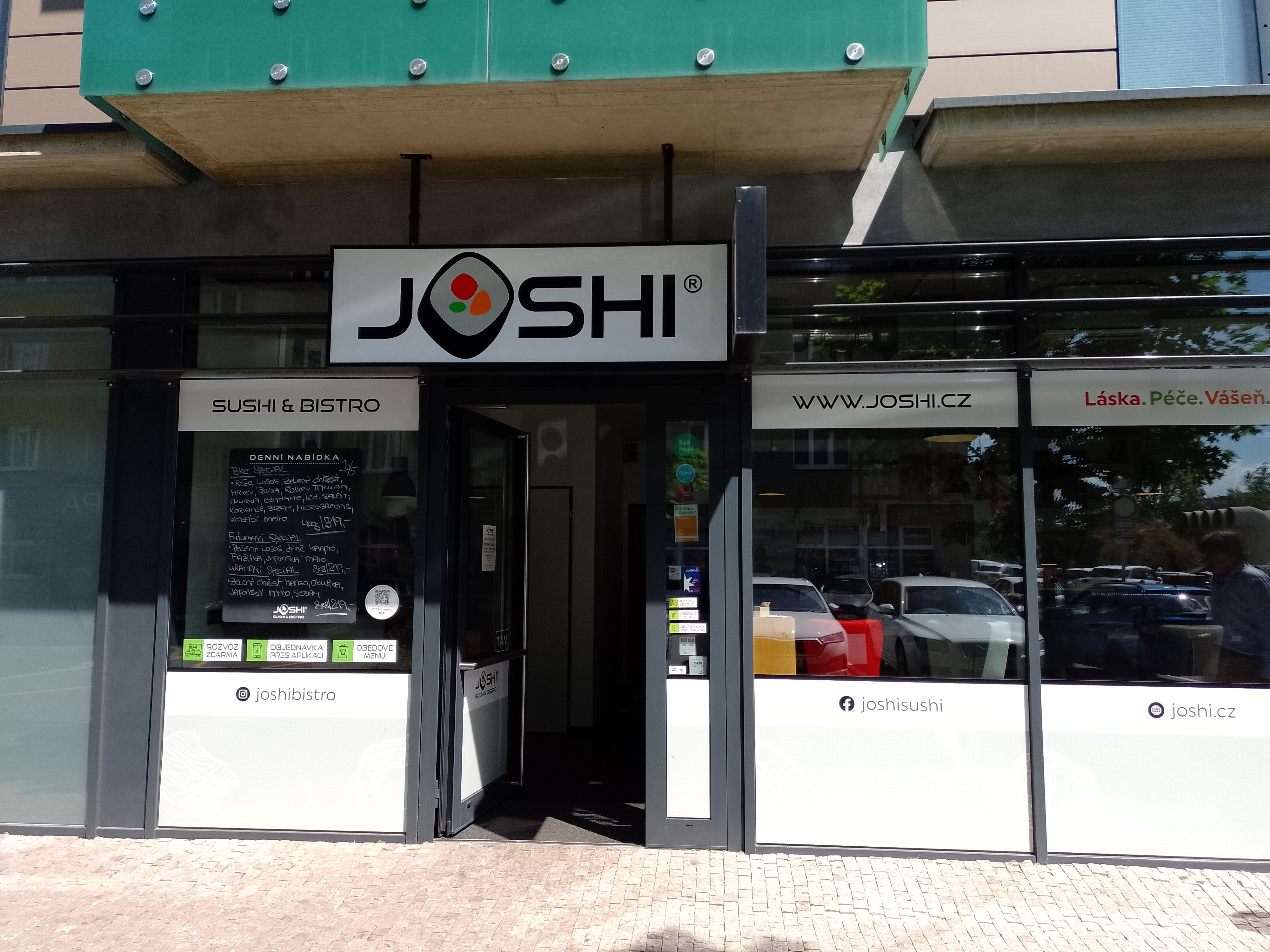 JOSHI Sushi&Bistro