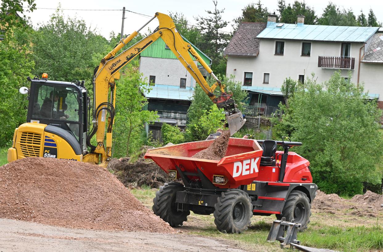 LHOTÁK zemní práce foto 6