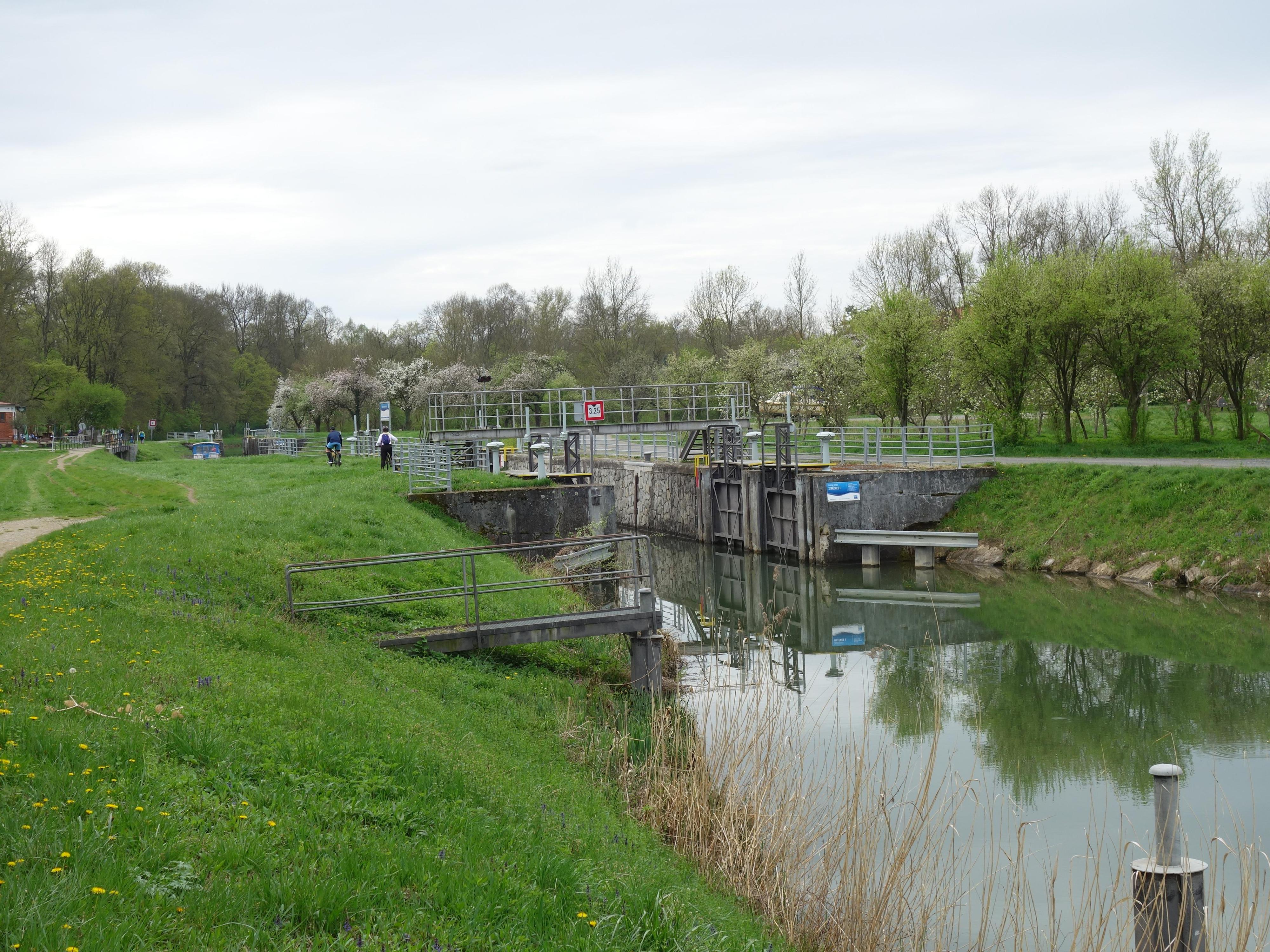 Plavební komora Strážnice I foto 4