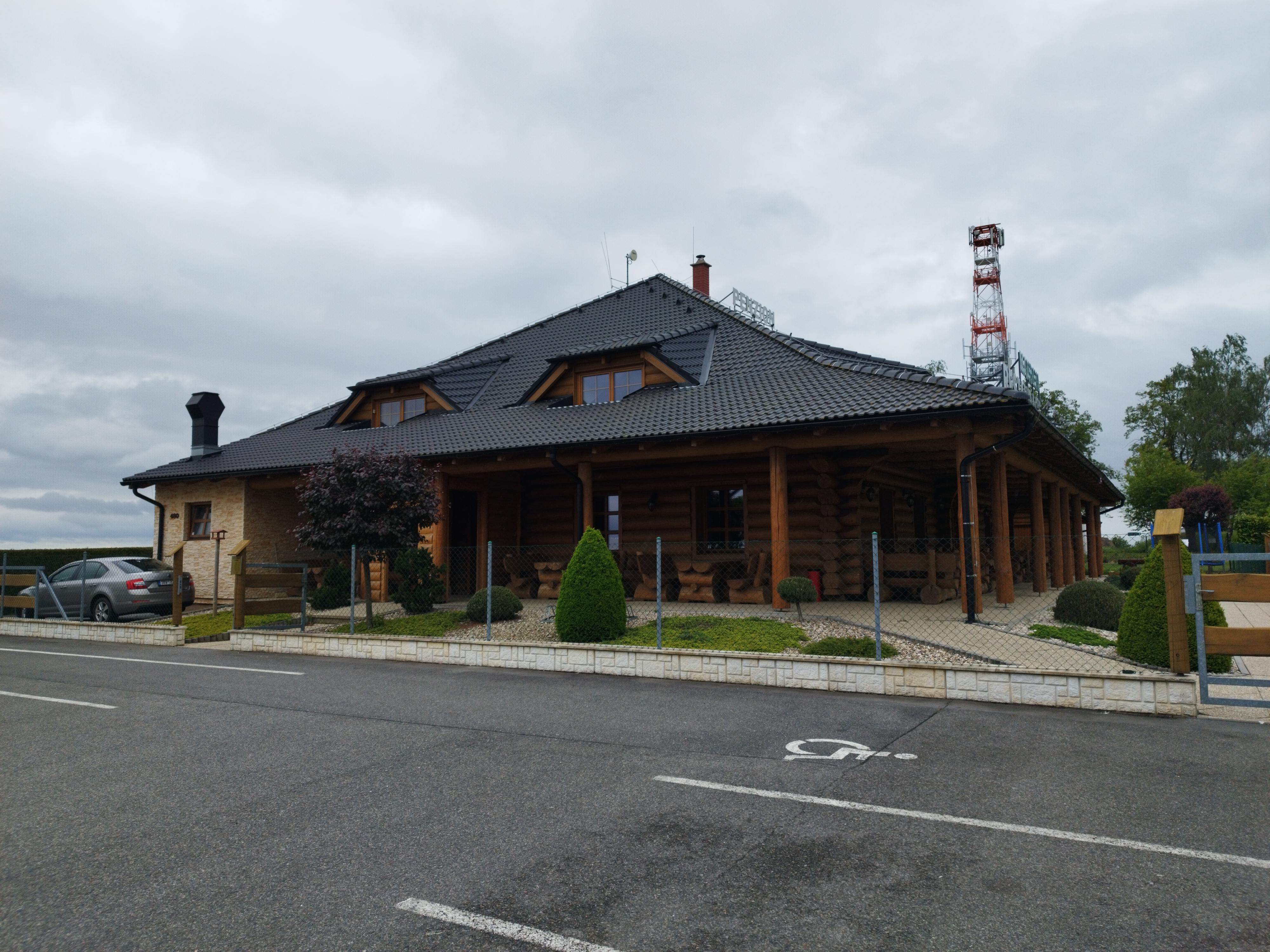 Restaurace Mandava foto 4