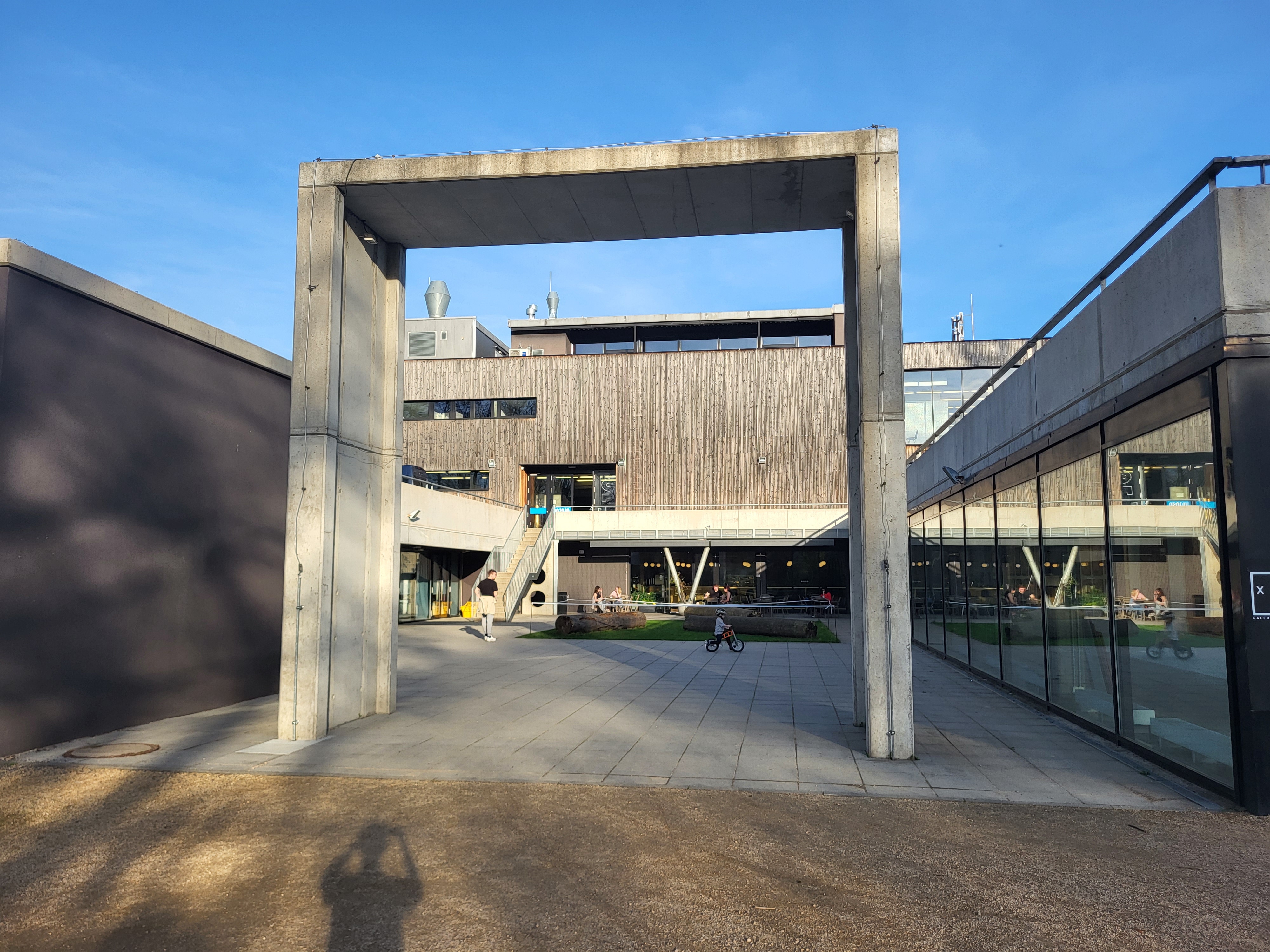 Kulturní centrum VRATISLAVICE 101010