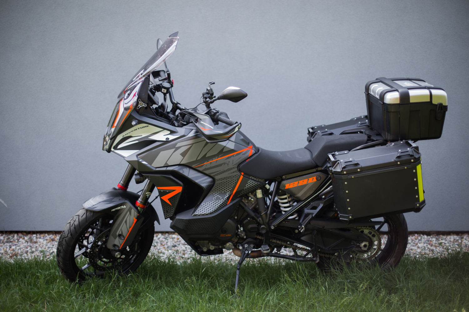 motopujcovnaolomouc.cz foto 2