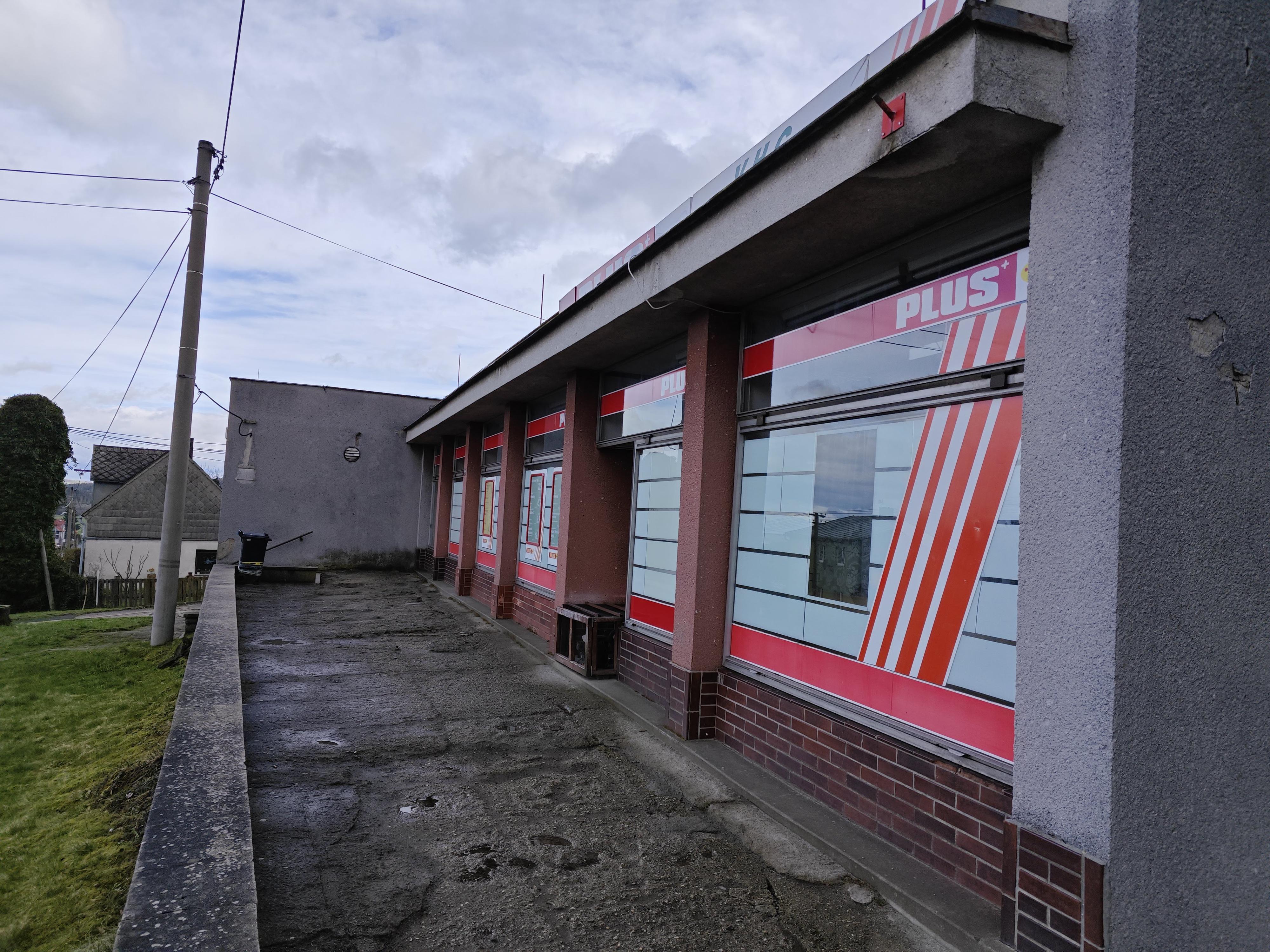 Supermarket Plus JIP foto 4