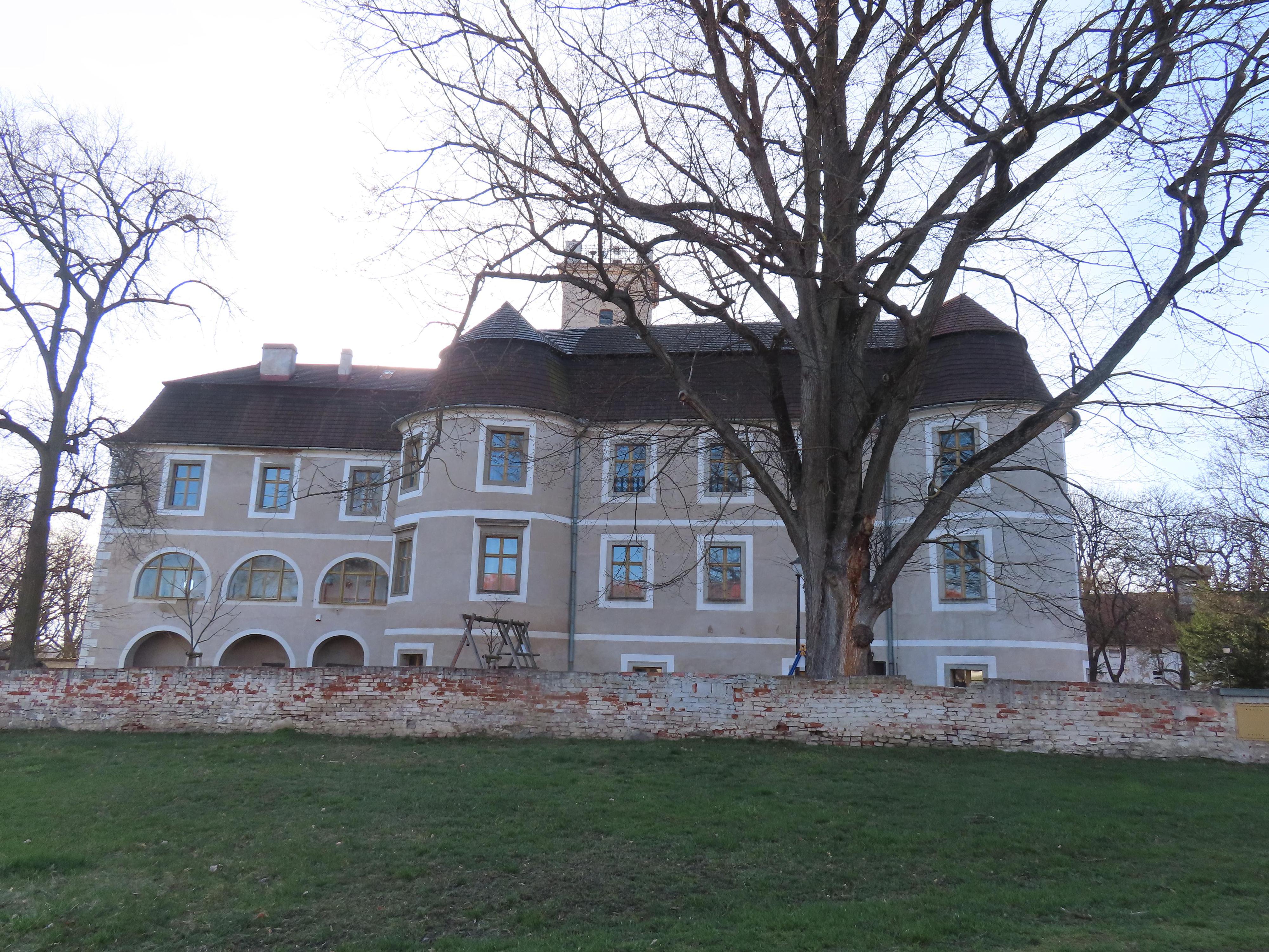 Zámek Police foto 4