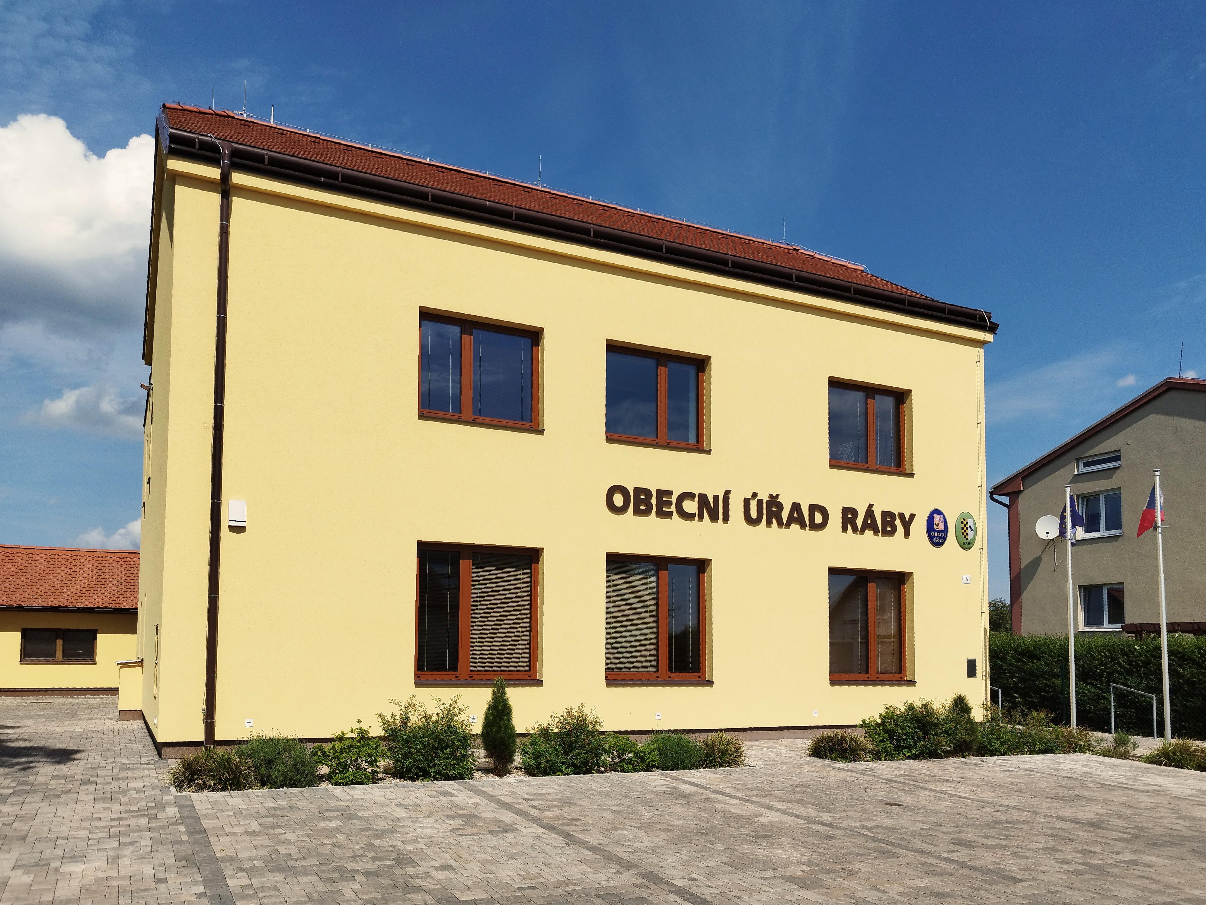 Ráby - obecní úřad foto 4