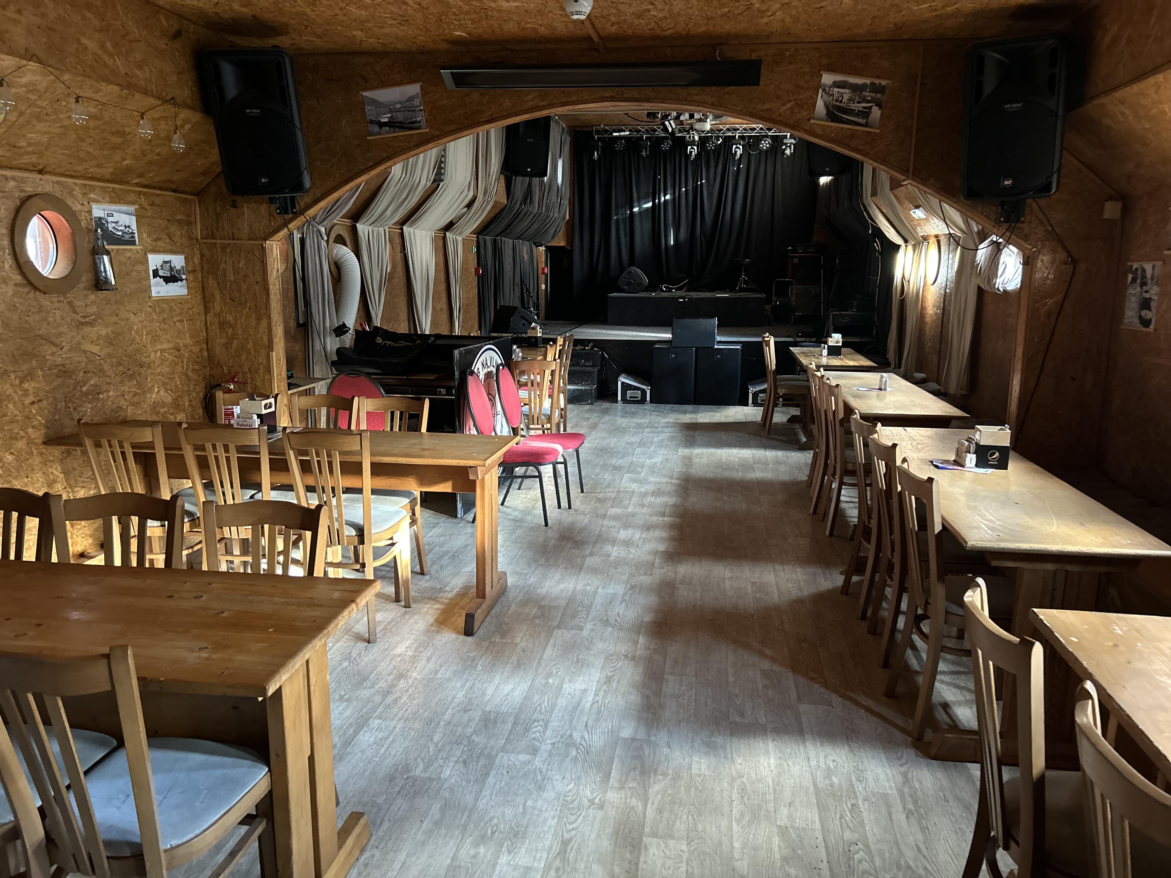 Kamina Boat Music klub foto 6