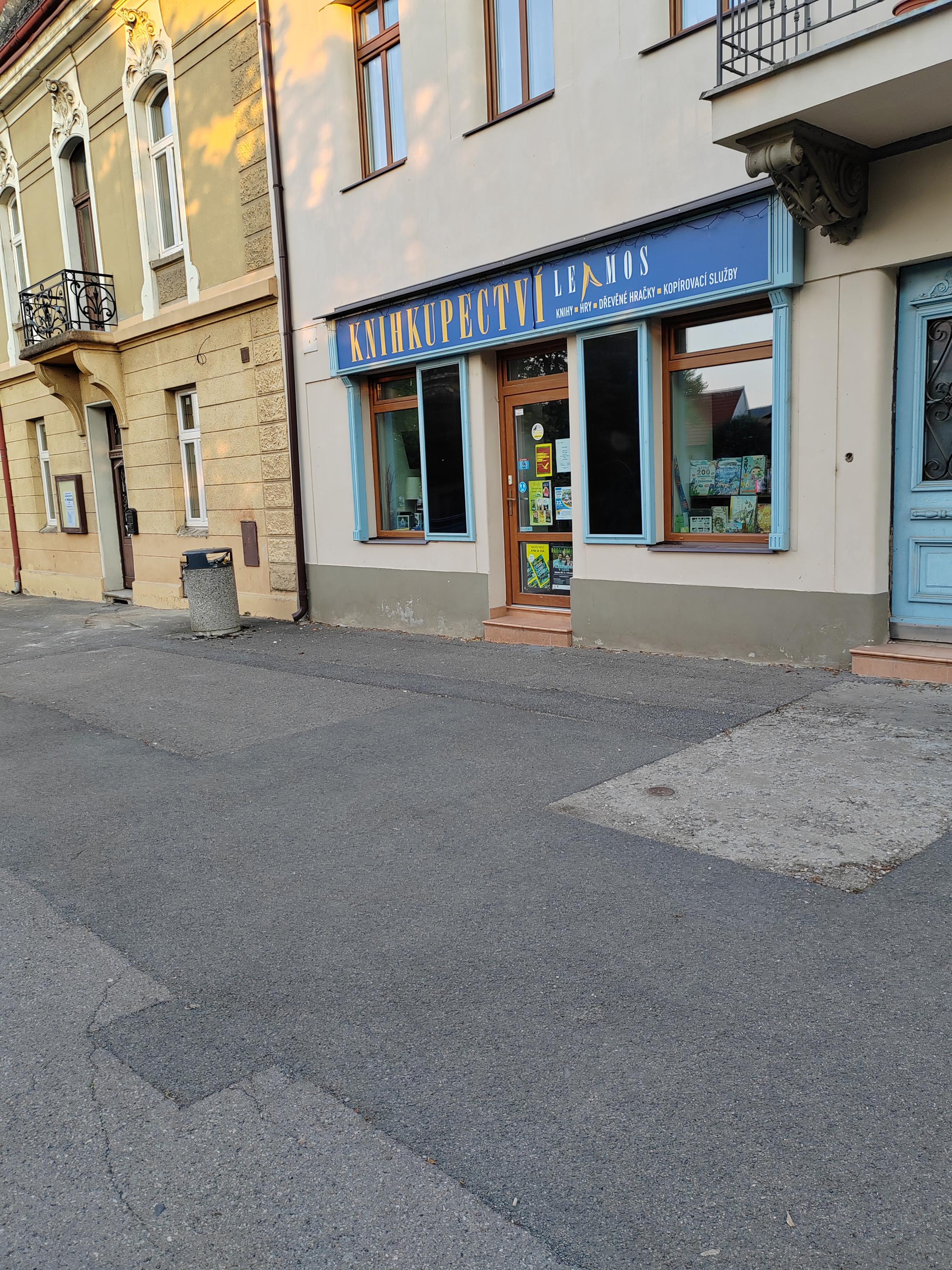 Knihkupectví LeAmos foto 2