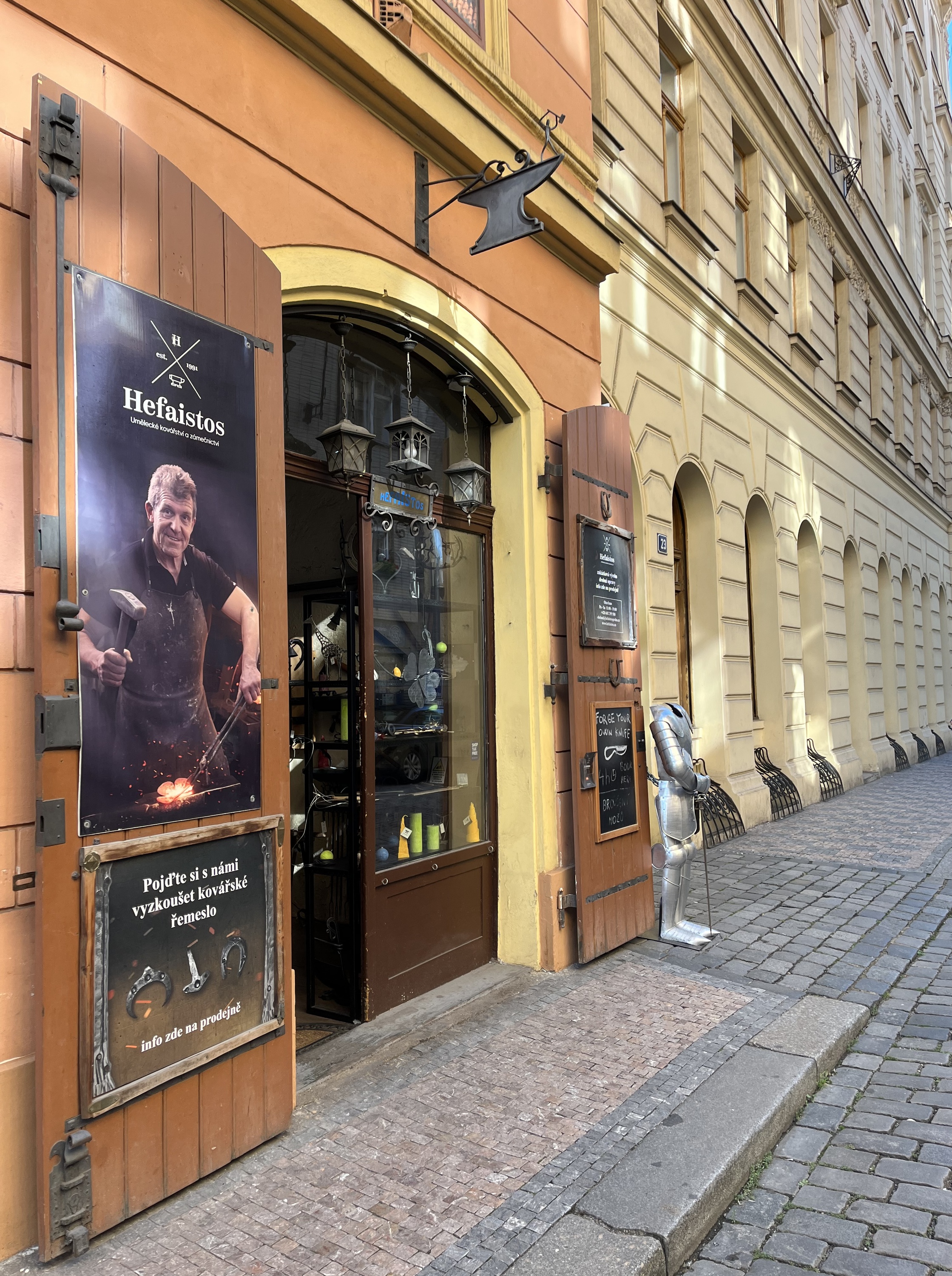 HEFAISTOS prodejna a kovářská dílna foto 5