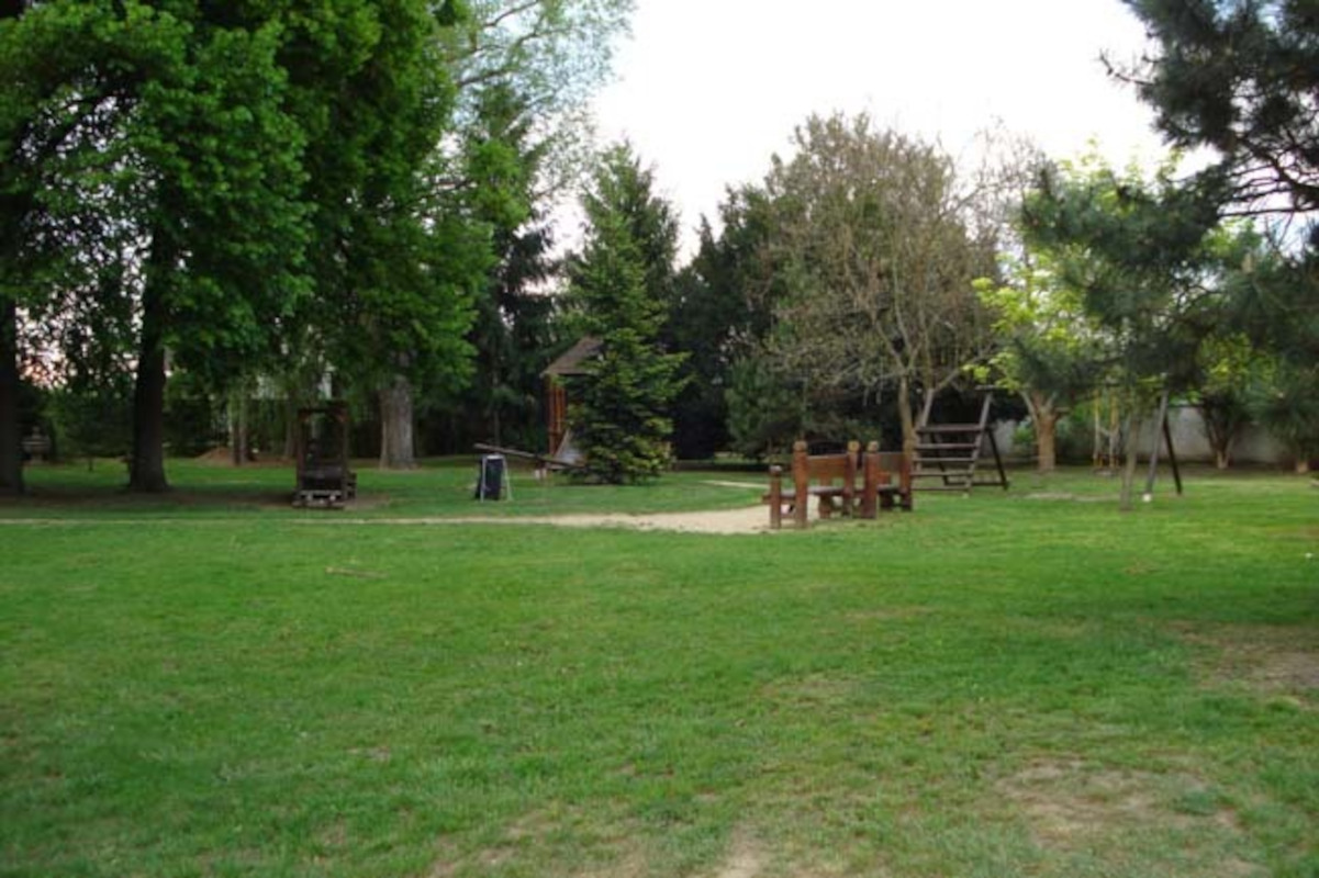 Obecní úřad Kožušany-Tážaly foto 3