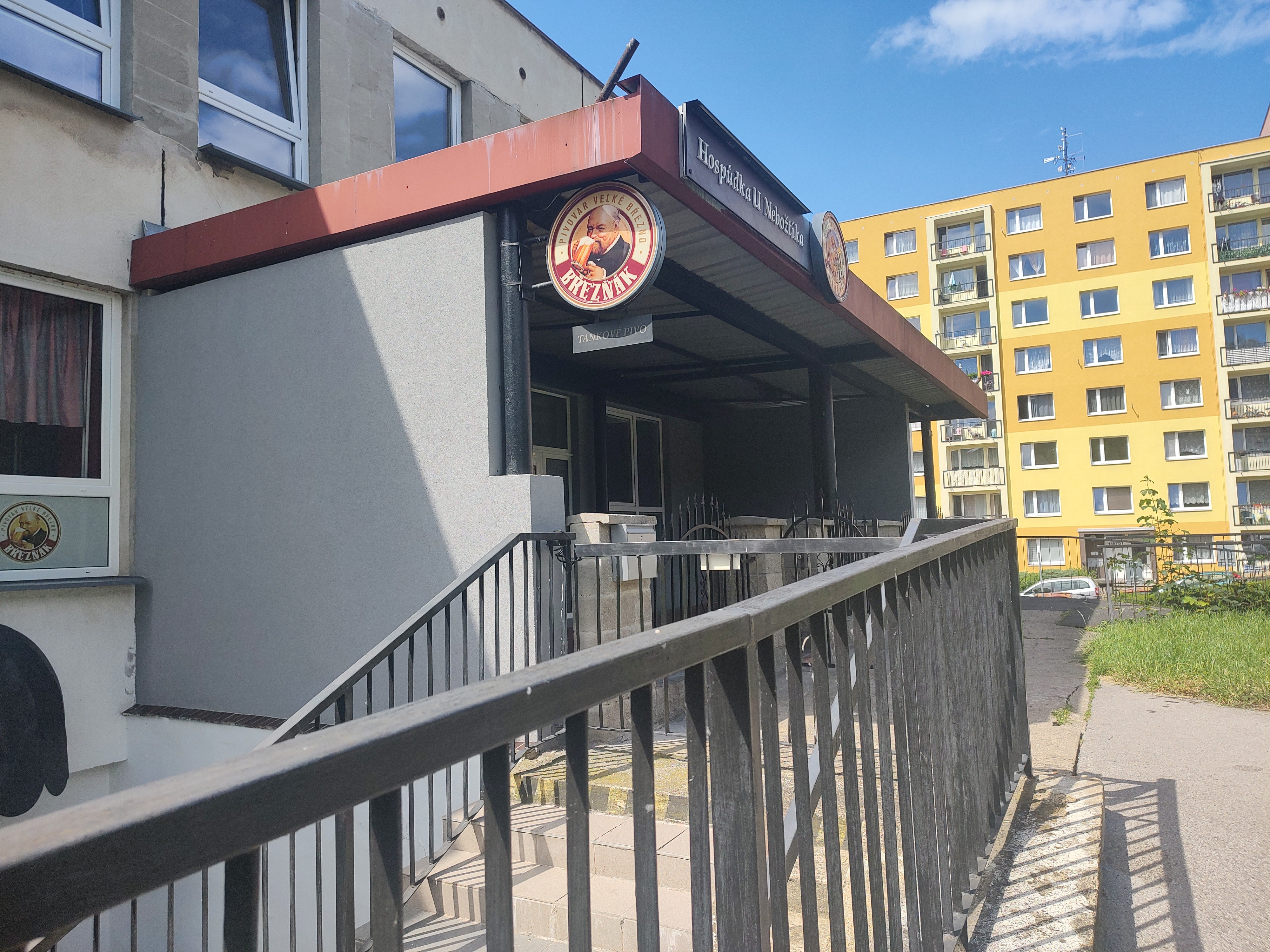 Hospůdka u Nebožtíka foto 2