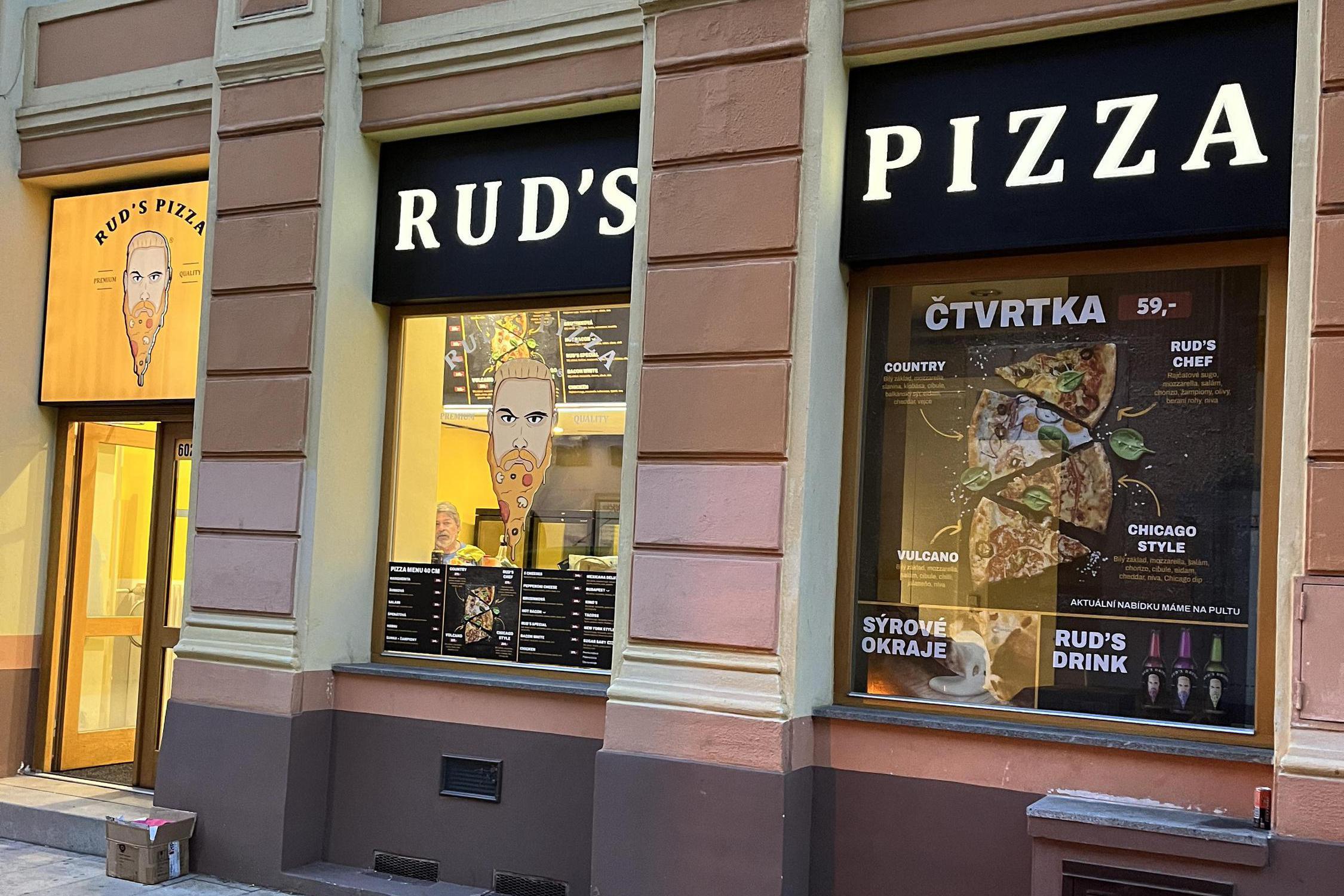 Rud's pizza