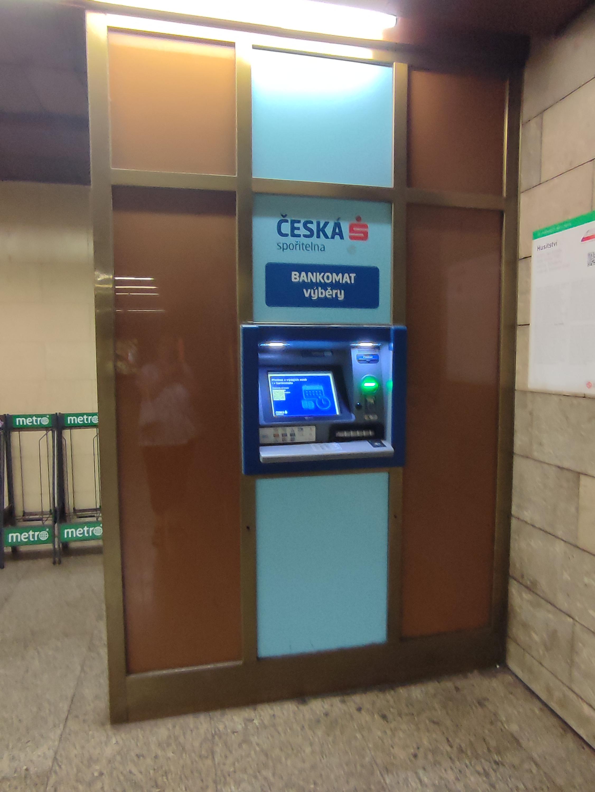 Bankomat České spořitelny foto 2