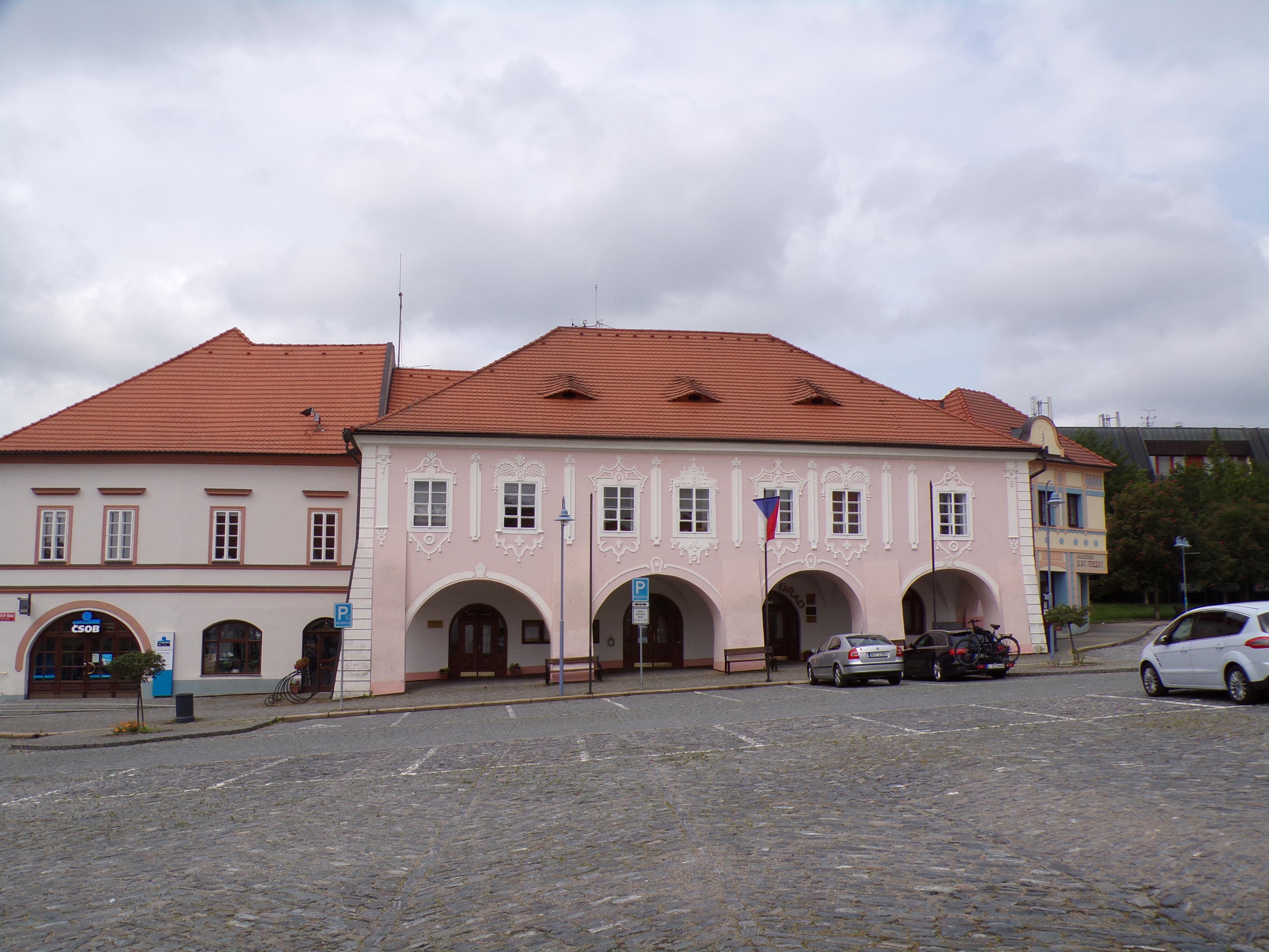 Týn nad Vltavou - městský úřad foto 3