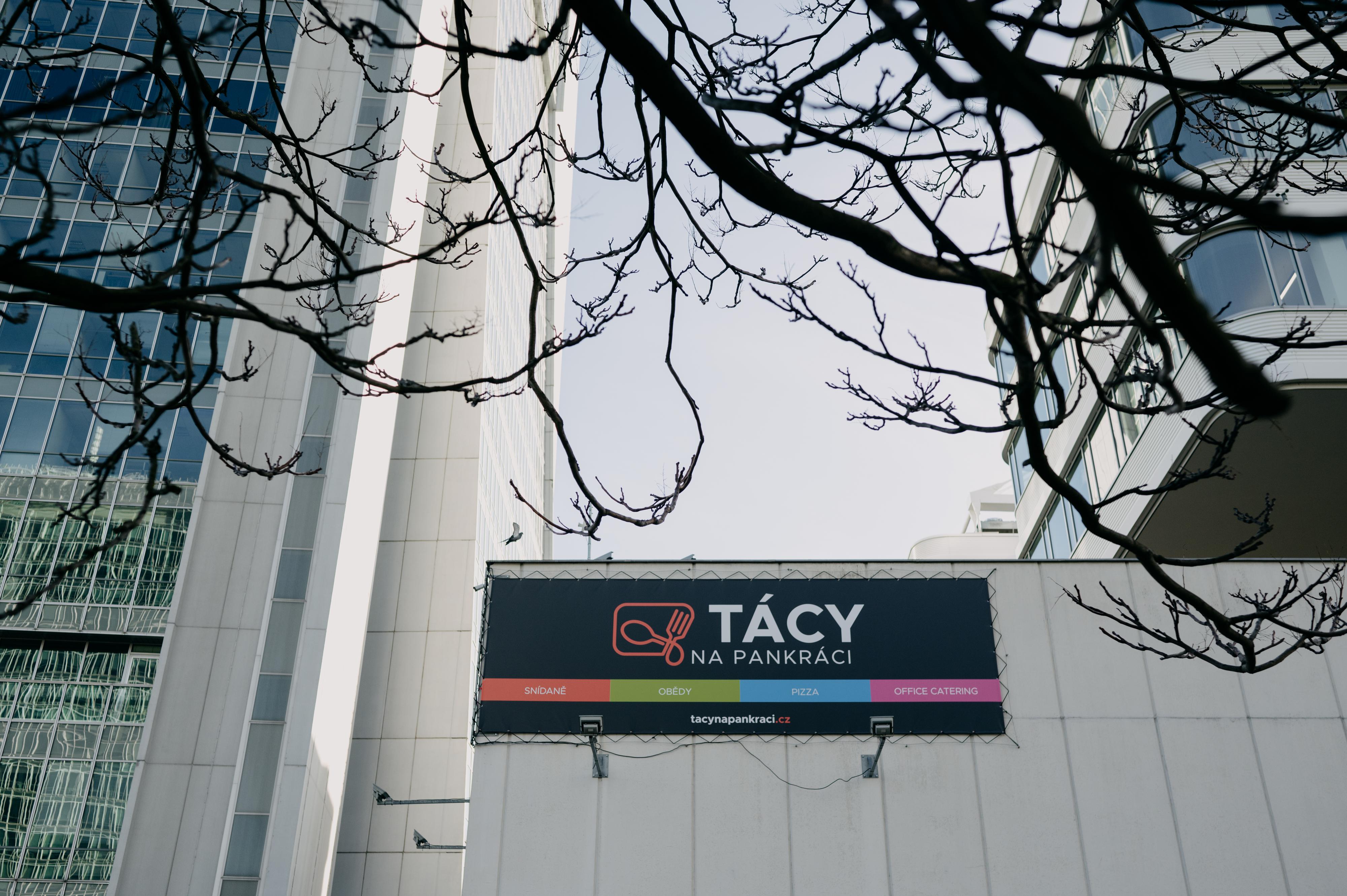 Tácy na Pankráci foto 3